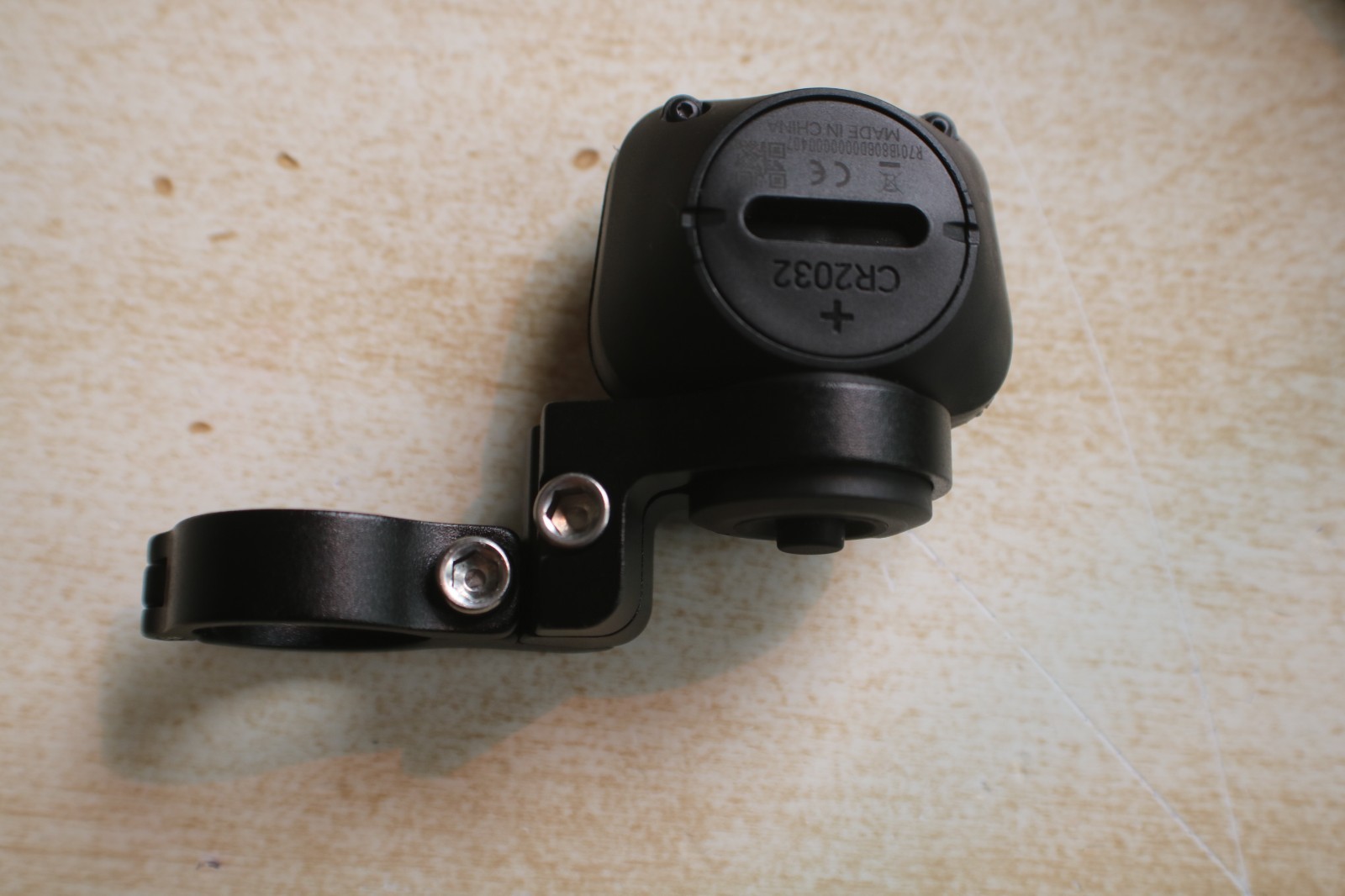 Seekrun S7 – 30.9 – 120mm Wireless Dropper Seatpost -W/Battery -Charger -Remote