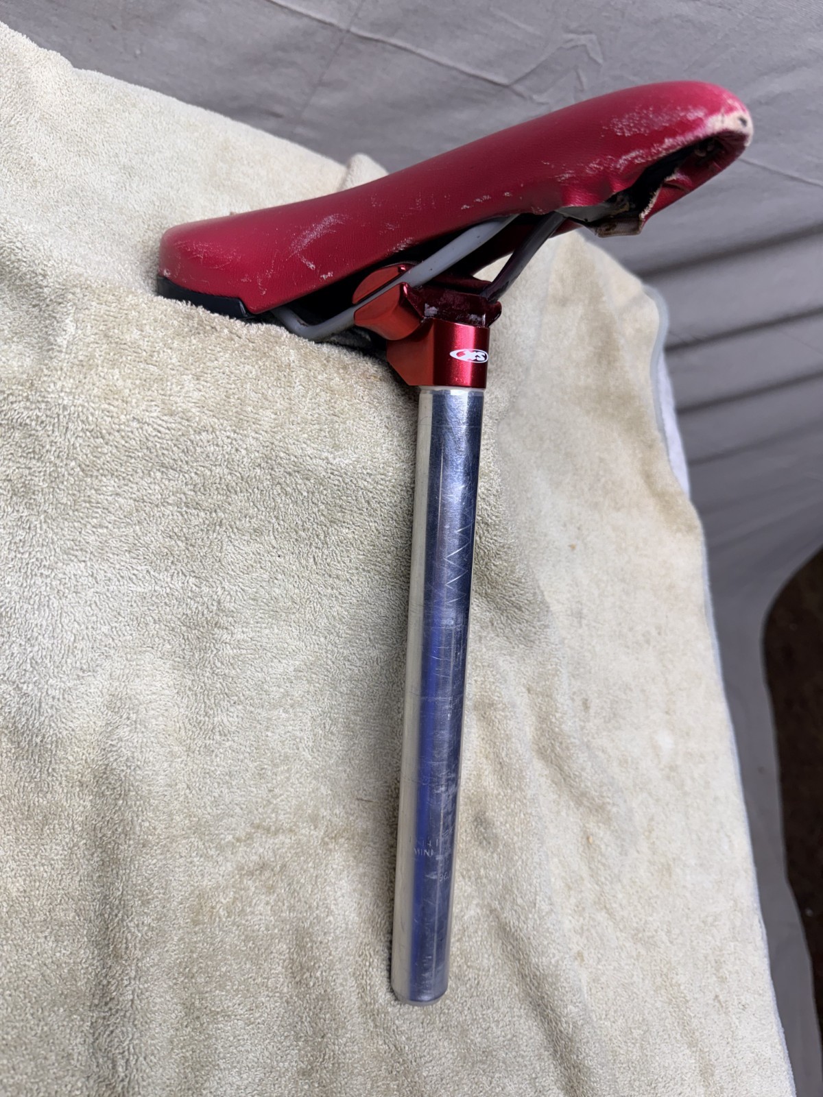 Vintage Mid-School BMX 96 Schwinn XS Seat & Post – Red – Clean 6/10