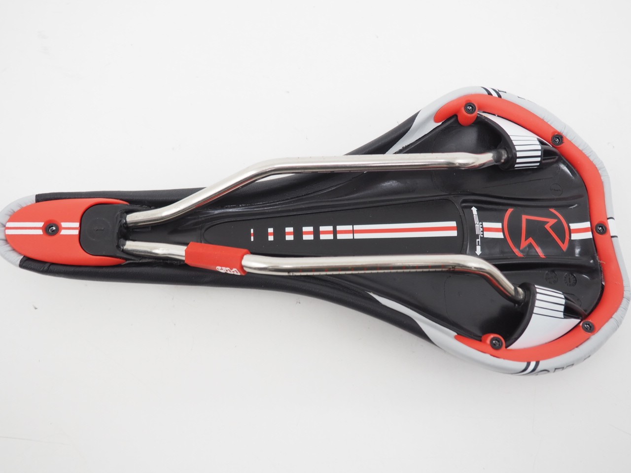 New! PRO Turnix Bicycle Saddle Carbon Base Ti Rail 132mm Width 210g MTB/Gravel
