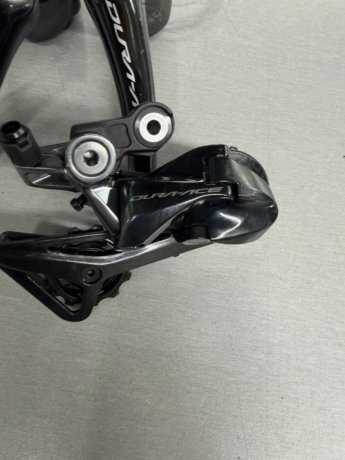 Shimano Dura-Ace ST-R9100, RD-R9100, & FD-R9100 Set 11s Mechanical