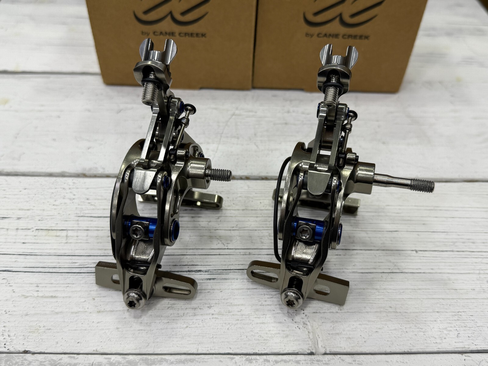 Cane Creek G4 eeBrake Magnum Limited Edition Regular Mount Set #BEE0350