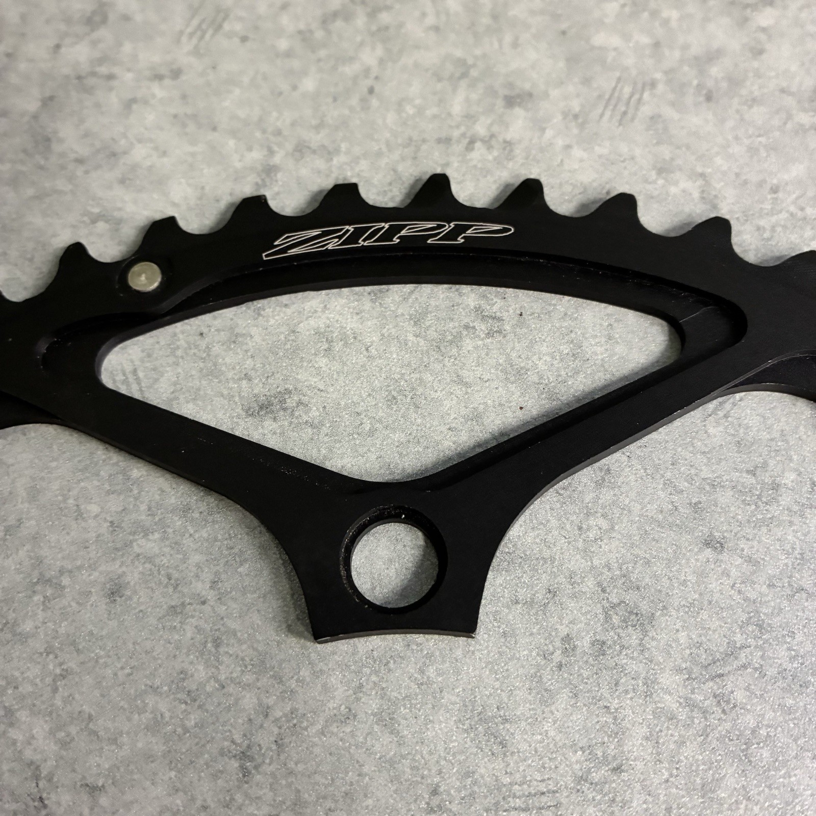 NOS ZIPP VUMA Quad Chainrings 53/39t With 110 x 4 BCD 10 Speed Black TAKE OFF
