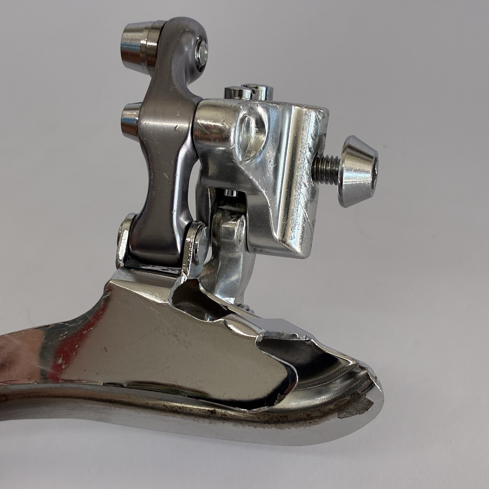 Shimano Dura-Ace FD-7400 Front Derailleur Braze-On Double used VG condition.