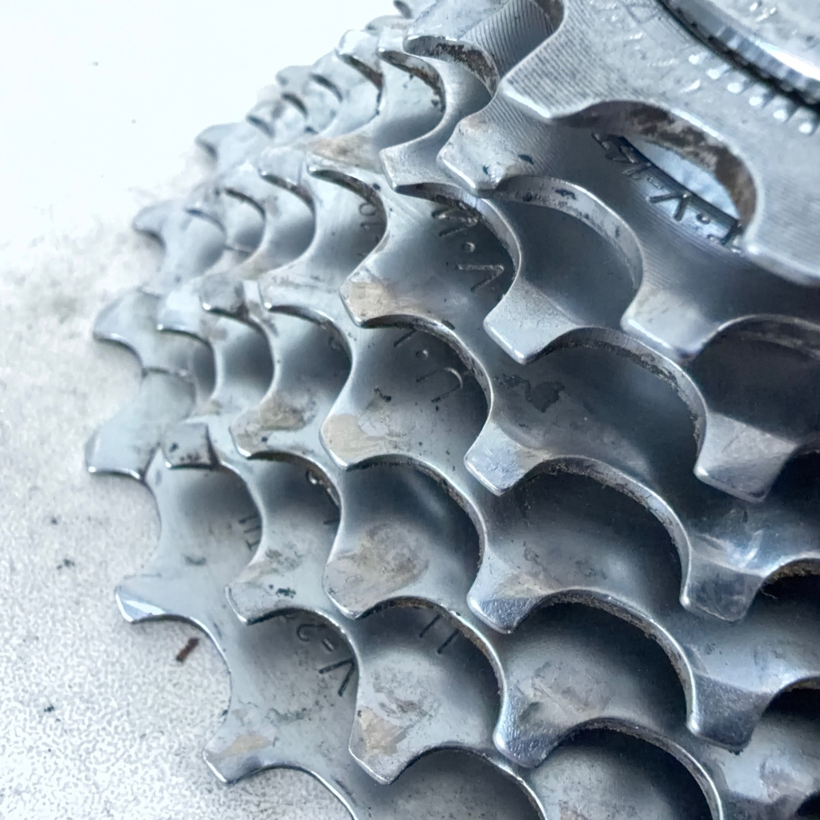 Shimano Vintage Hyperglide 8 Speed Cassette 13-26t