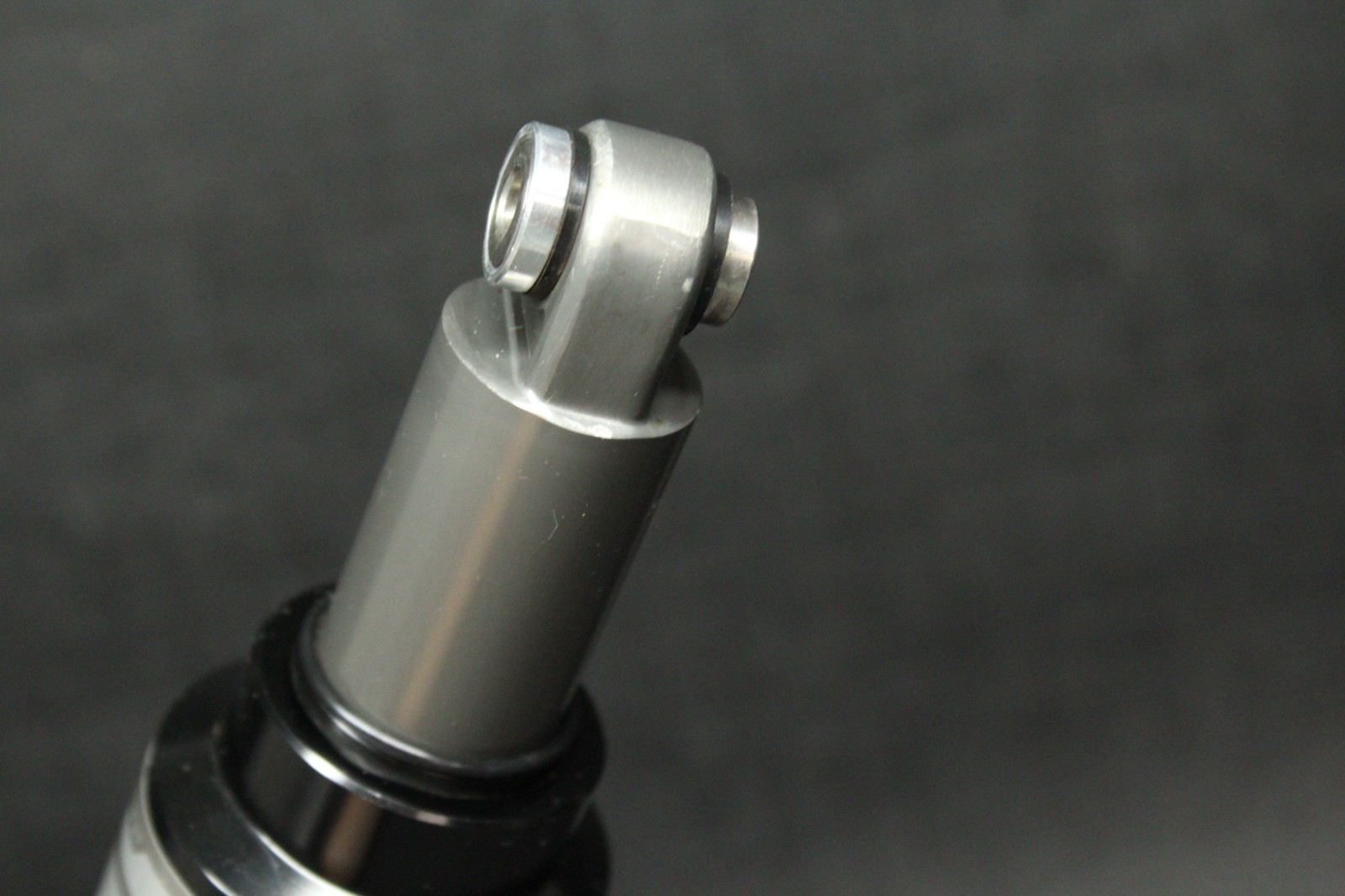 Rock Shox MC 3.1, 63mm x 1.5″ Rear Shock Motion Control SRAM ,Mountain MTB