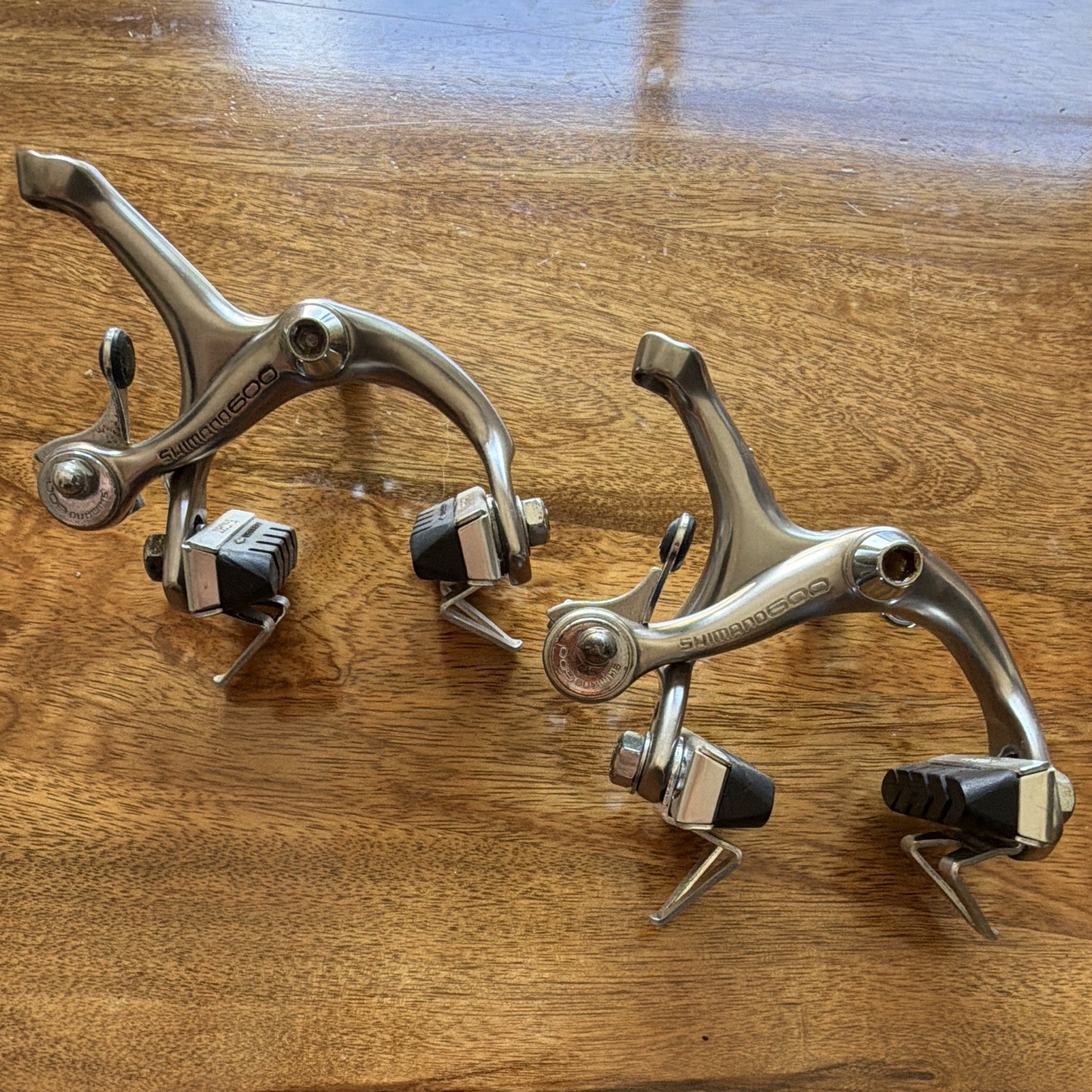 Vintage Shimano 600 BR-6207 Caliper Brake set. Great condition. Pair.