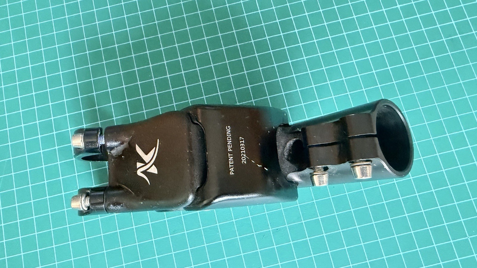 Kinekt Suspension Bicycle Stem Shock Absorbing Stem Black Used Nice Shape!