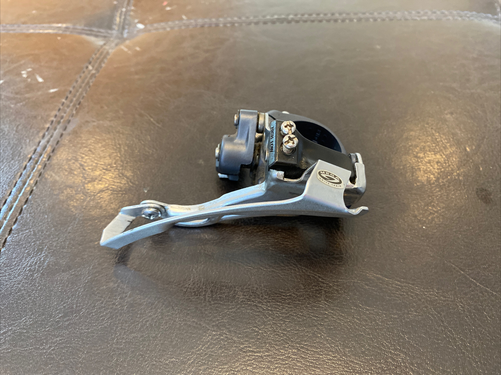 Shimano Deore LX FD-M570 Front Derailleur, Top Pull, 31.8mm, Triple