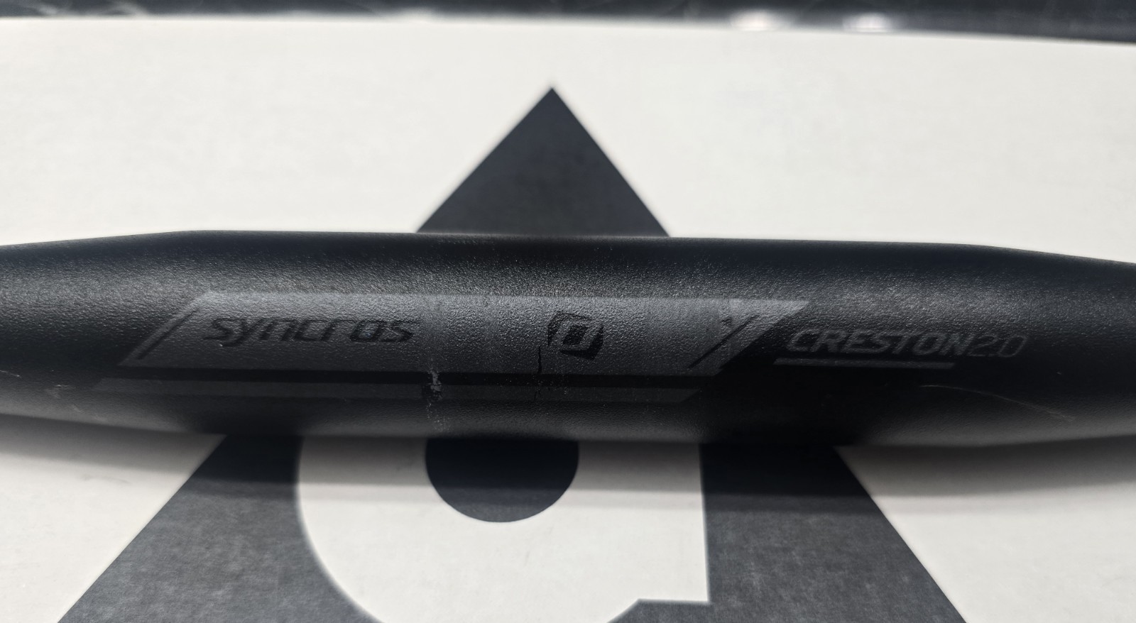 Syncros Creston 2.0 Aluminum Road Drop Handlebar 31.8mm Clamp 420mm Black
