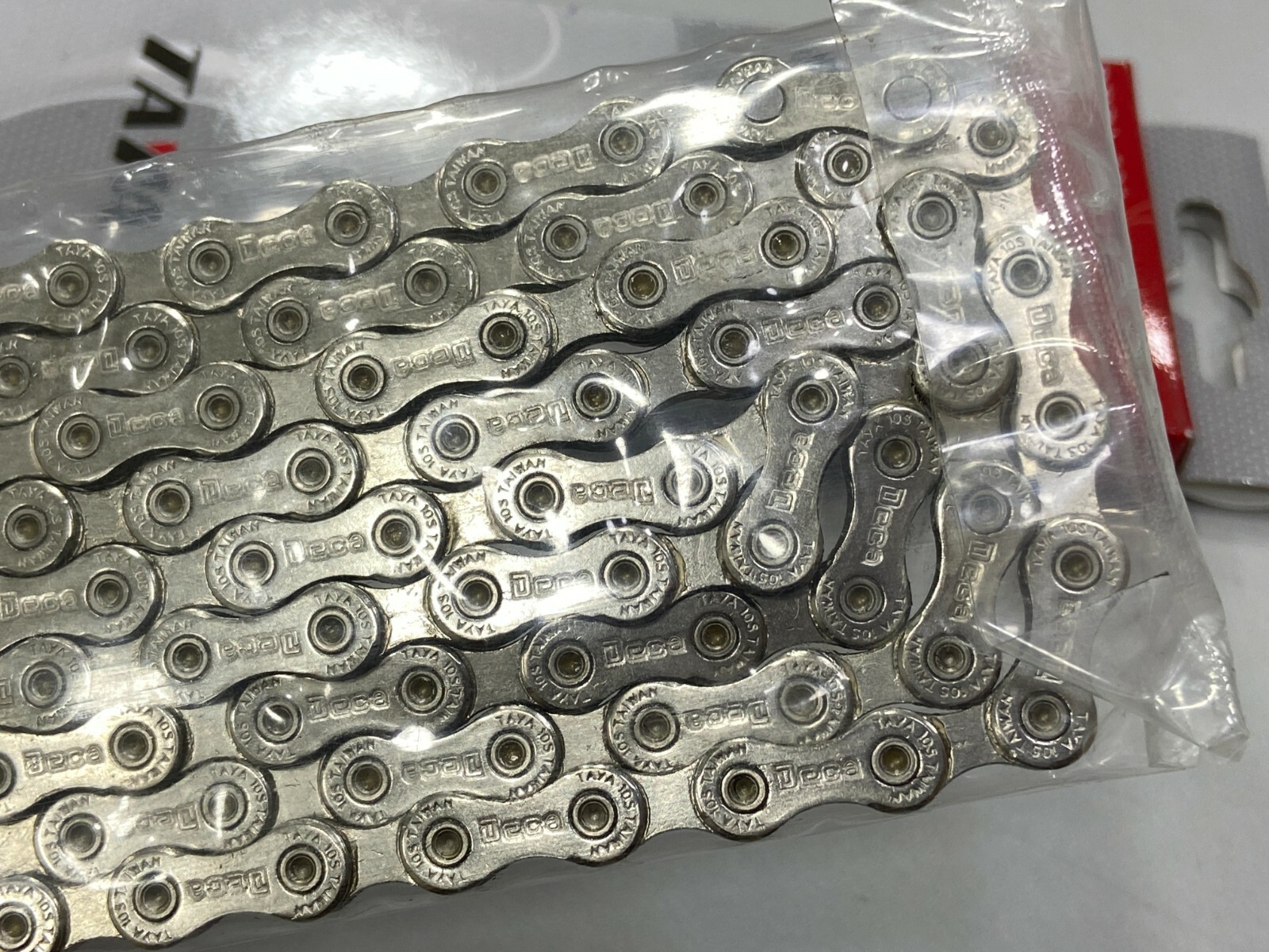 Taya Deca-101 10 speed 1/2 x 5/64 inch Bicycle Chain – 116 Links (Silver)