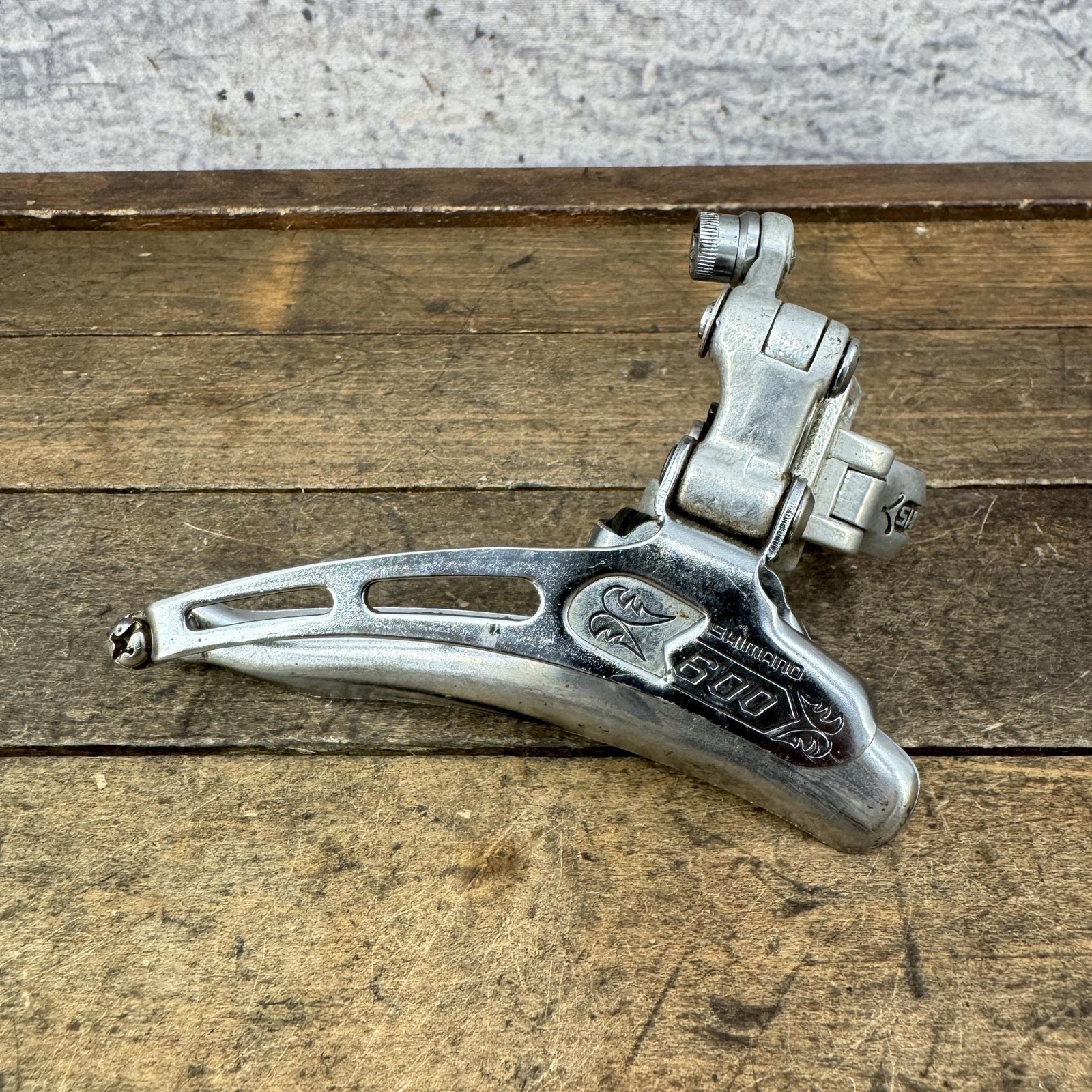 Vintage Shimano 600 Front Derailleur Arabesque 28.6 Clamp Bottom 6s Japan