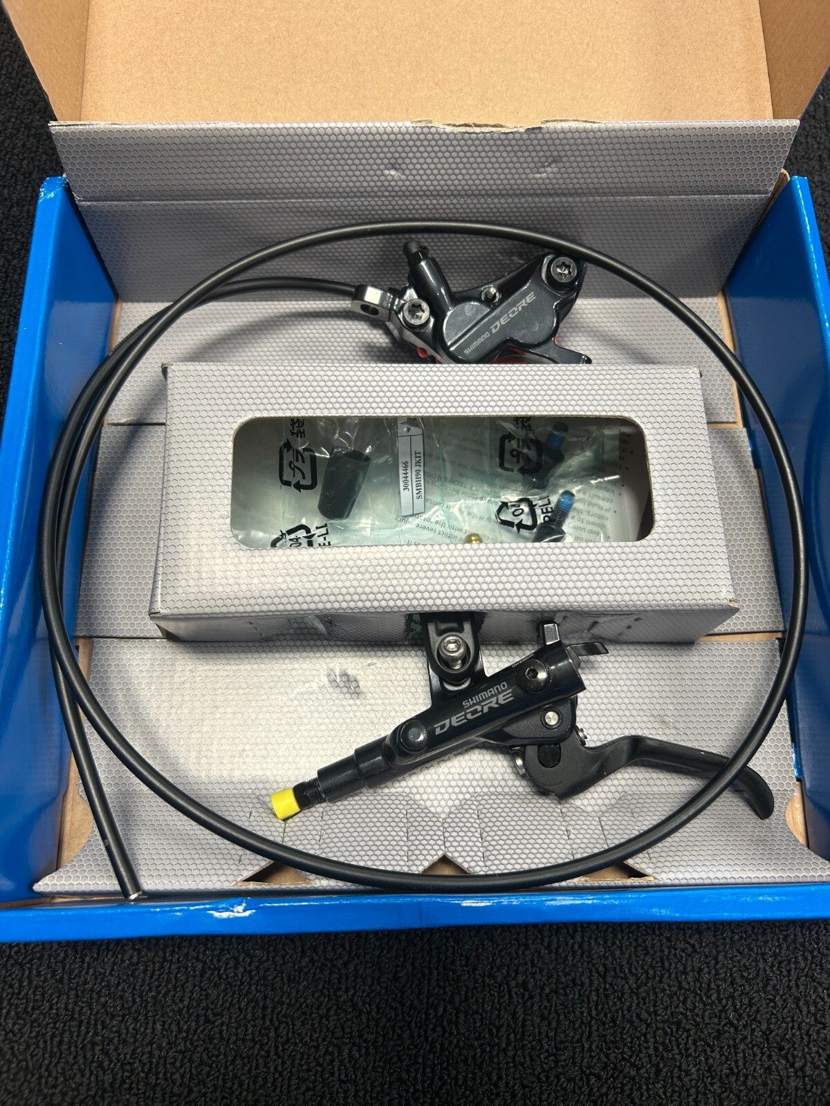 Shimano Deore BL-M6100/BR-M6120 Disc Brake and Lever – Front Hydraulic Resin Pad