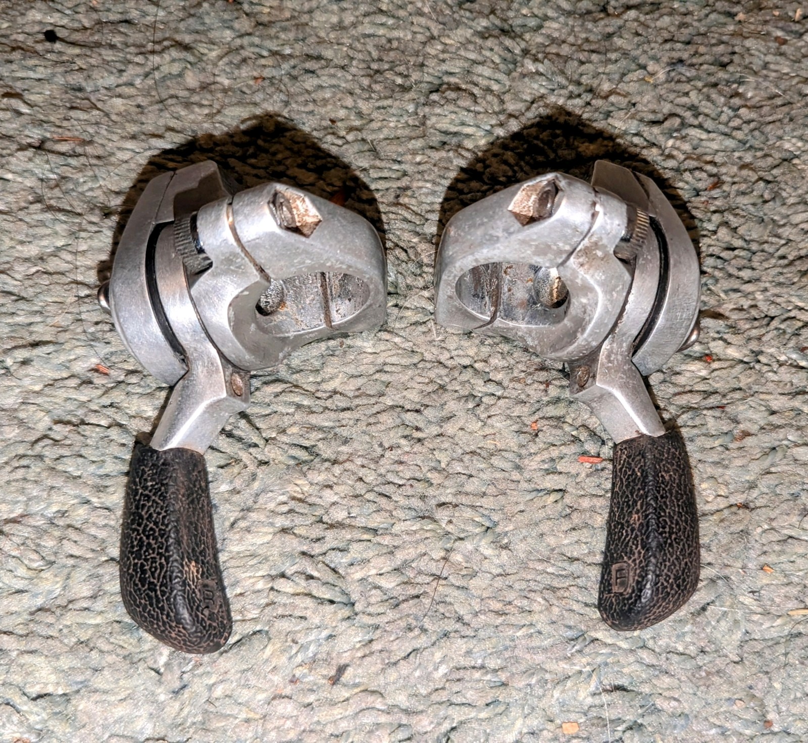 VINTAGE SHIMANO DEER HEAD DEORE XT THUMB SHIFTERS SL-M700 1980S MTB