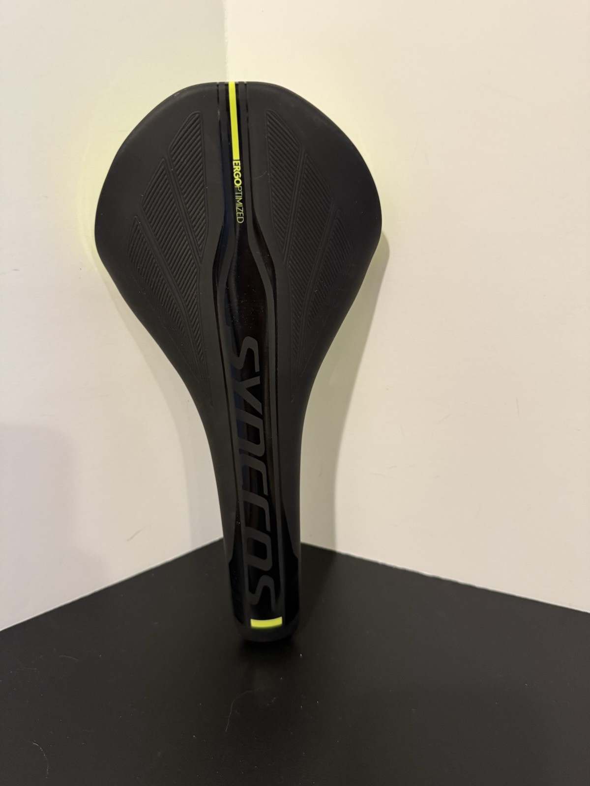 Syncros FL 2.0 Ergoptimized Neon Green Underside Racing Saddle Hollow CR-MO