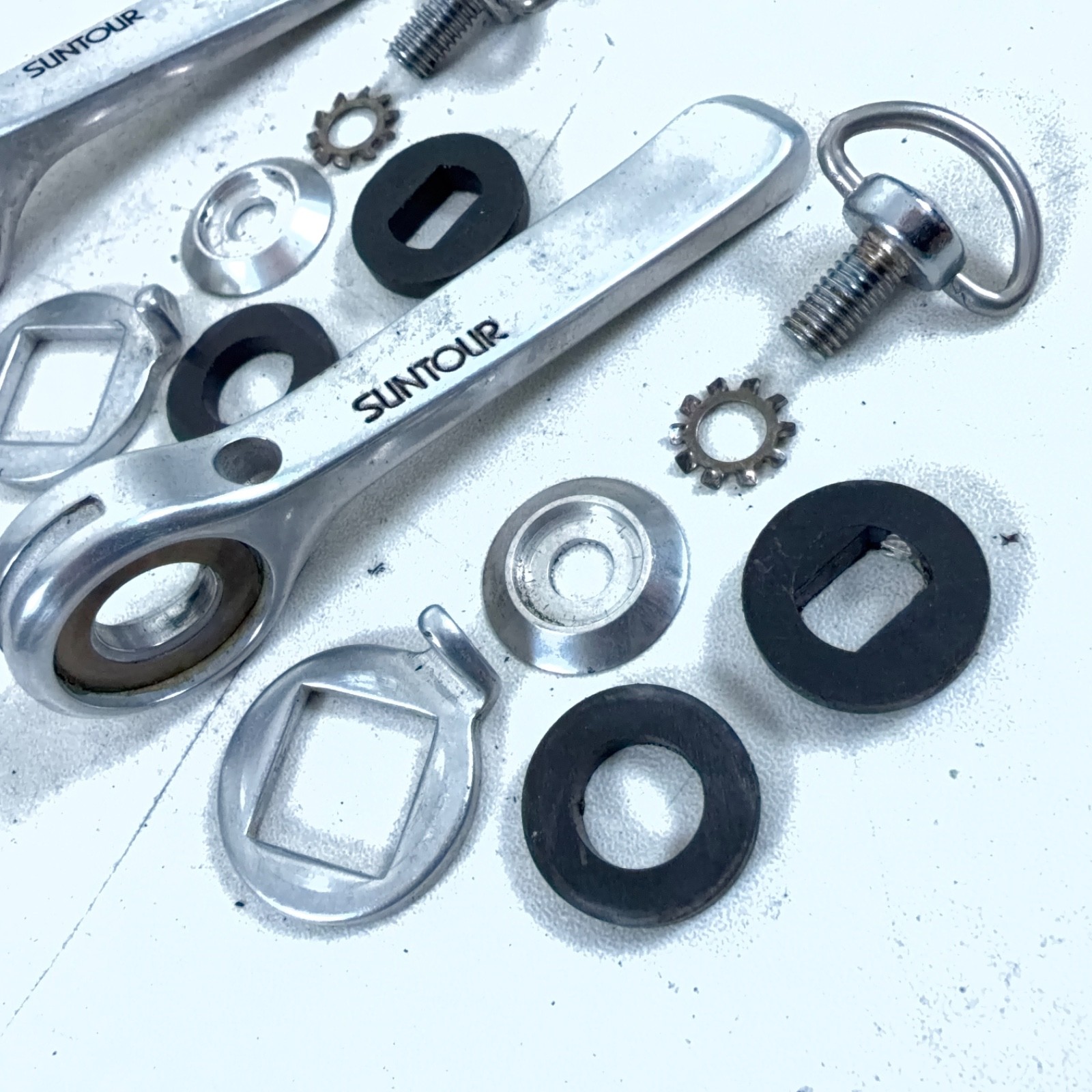 Suntour Vintage Cyclone Friction Downtube Shifter Set, Alloy, Silver, L/R