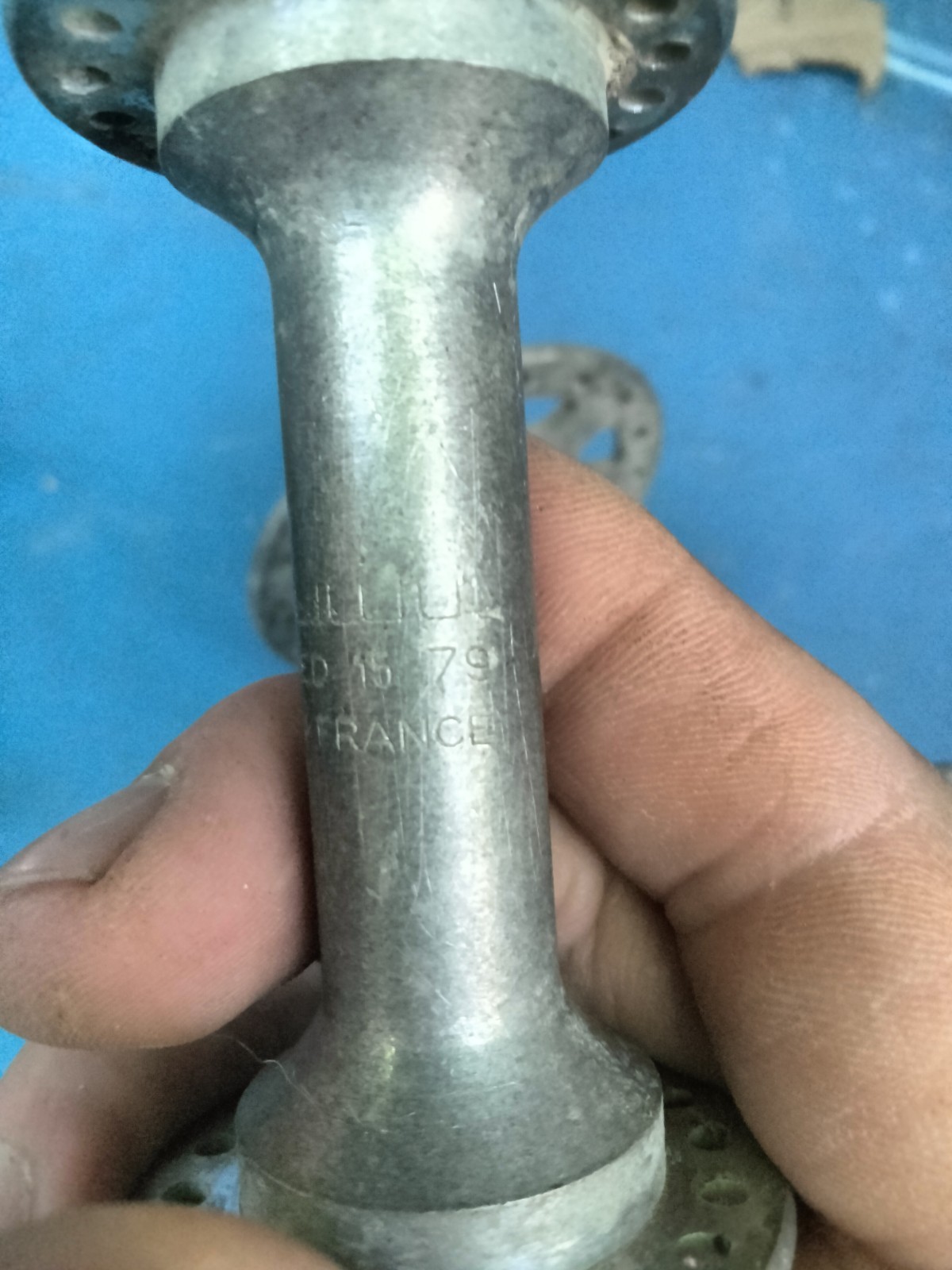 bicycle front hub ,high/low flange ,mid 70s vintage Schwinn, Mark usa LOT