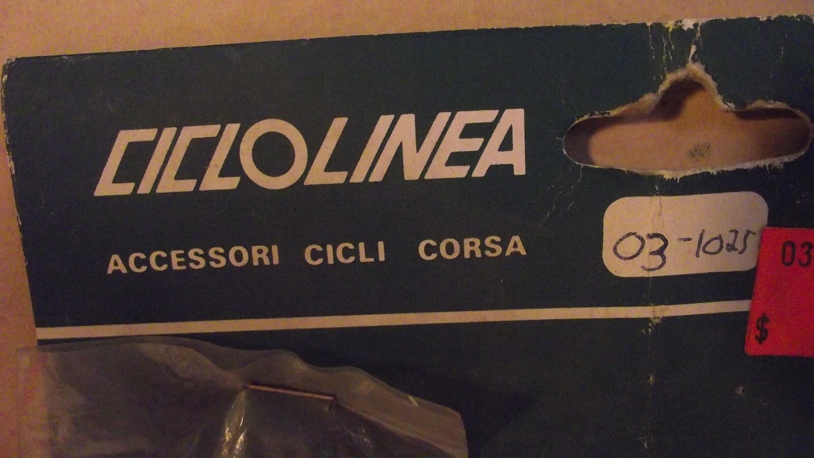 CICLOLINEA TOE CLIP BUTTONS SIX PAIRS ON CARD