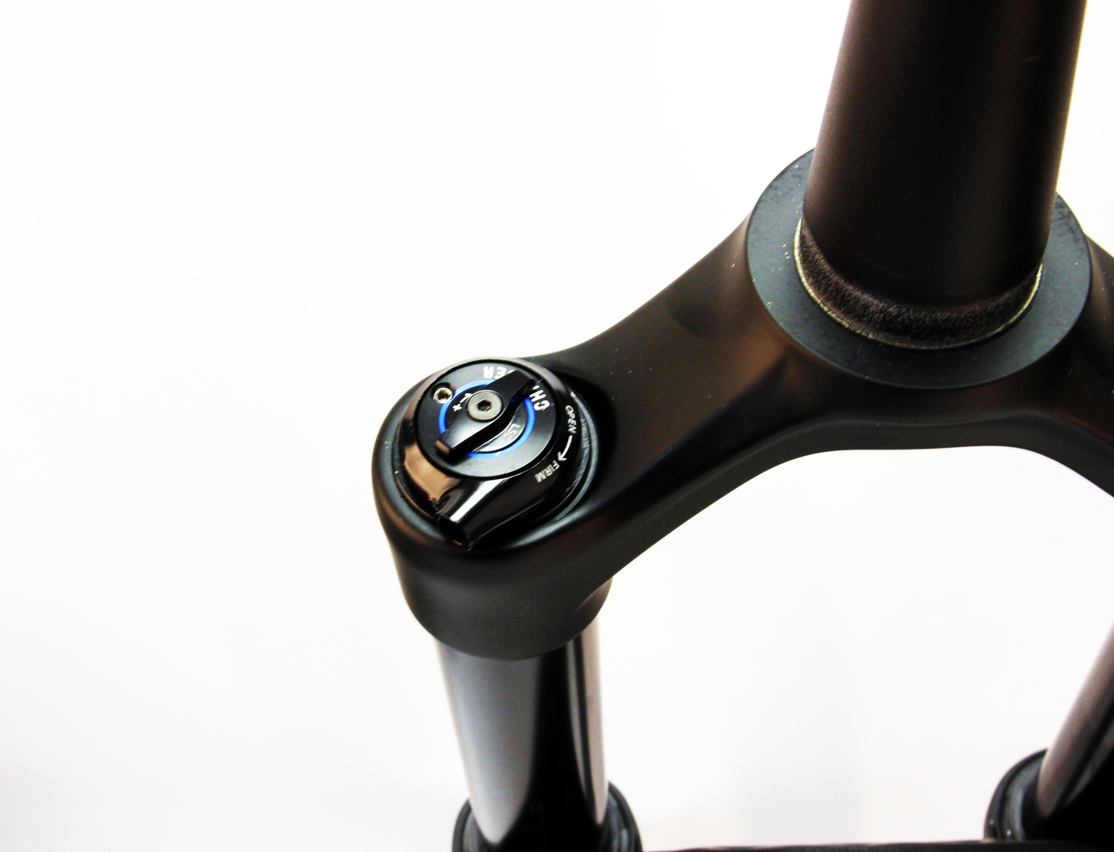 RockShox Pike RCT 27.5 in Fork 120mm Travel Boost 15×110 Tapered 1-1/8″ NIB