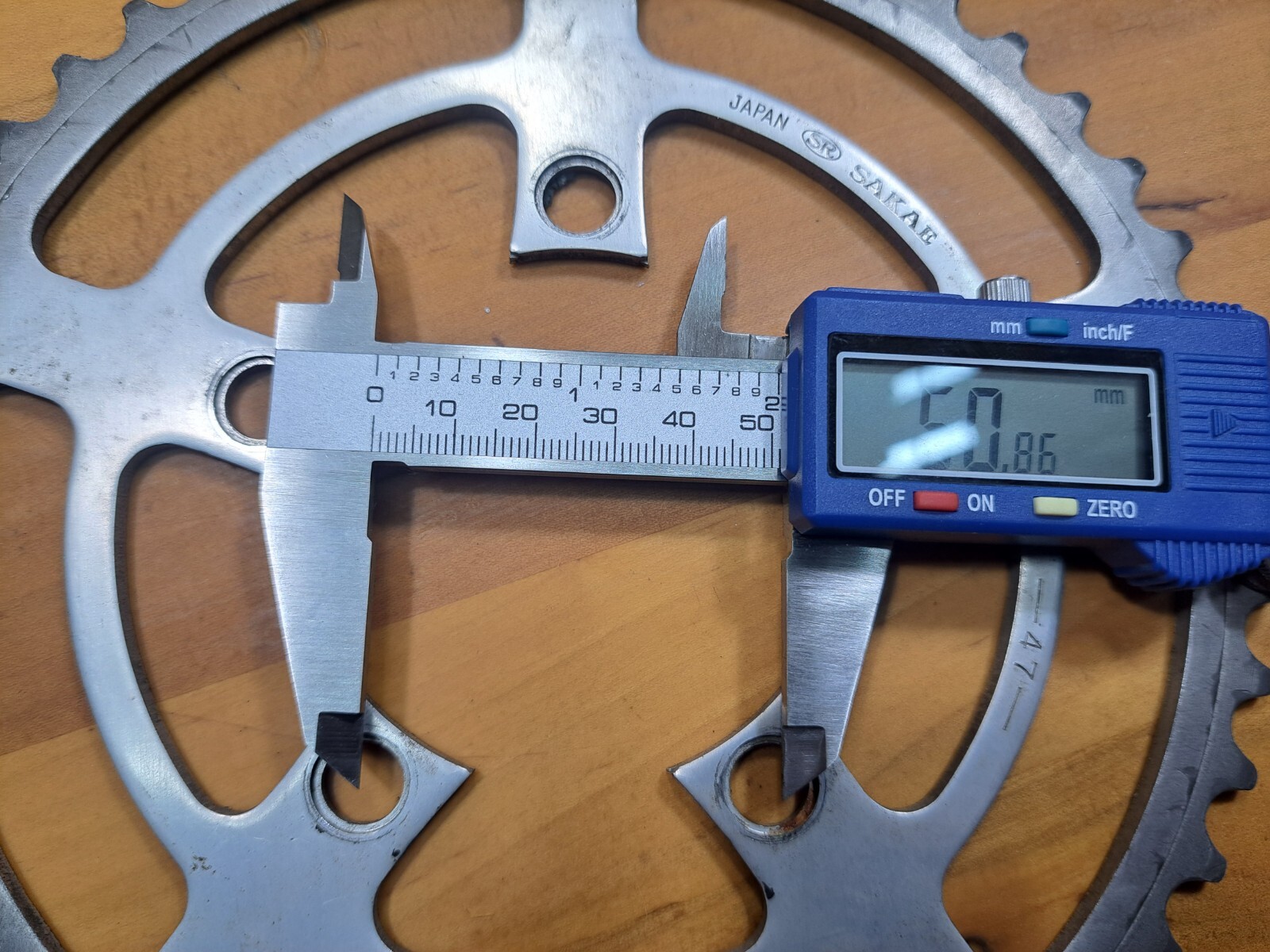 Vintage SR Suntour Sakae 47 Tooth Chainring – 86 BCD – UNRAMPED