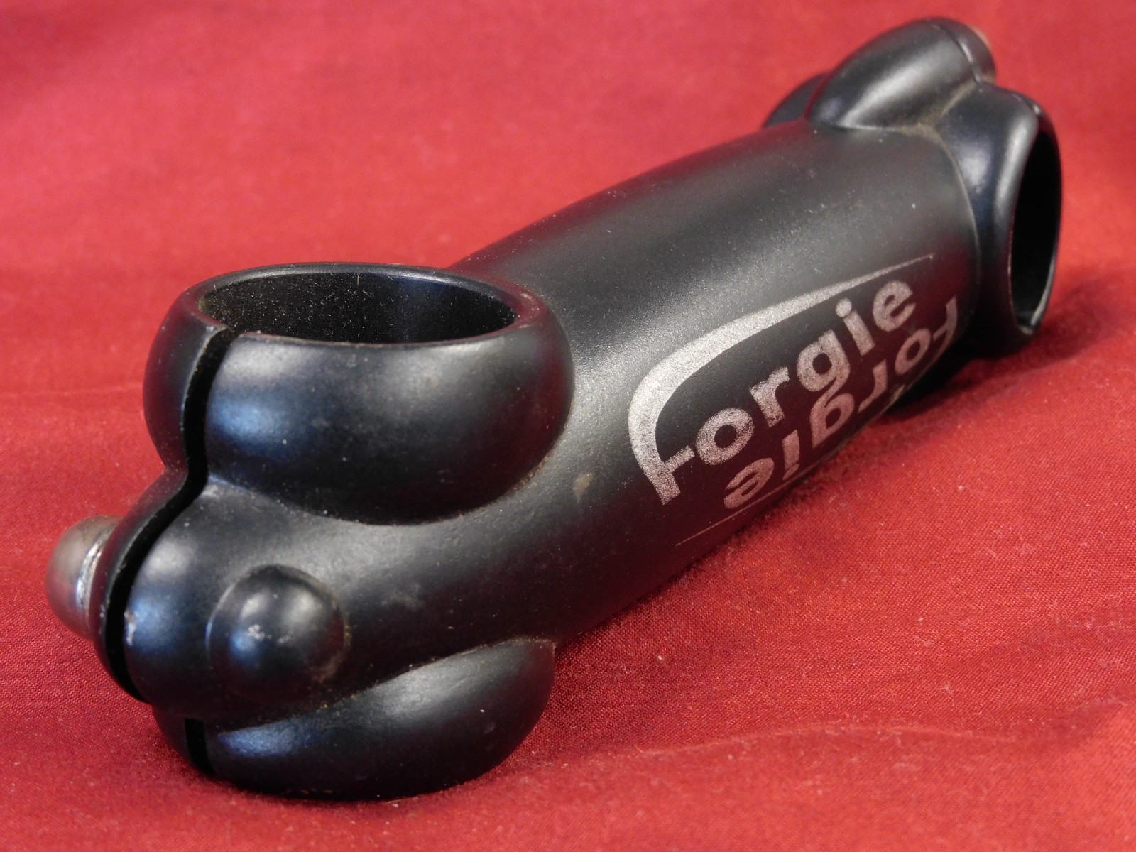 Excellent 11 cm Threadless Black 3T Forgie Stem 1″ 1/8 x 110 mm x 26.0 mm