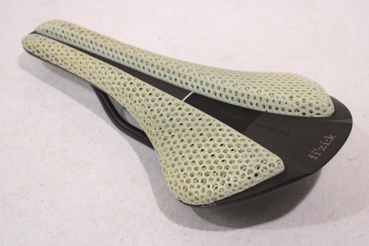 fi’zi:k ANTARES VERSUS EVO 00 ADAPTIVE Saddle 139mm Carbon Rails 3D 159g Used