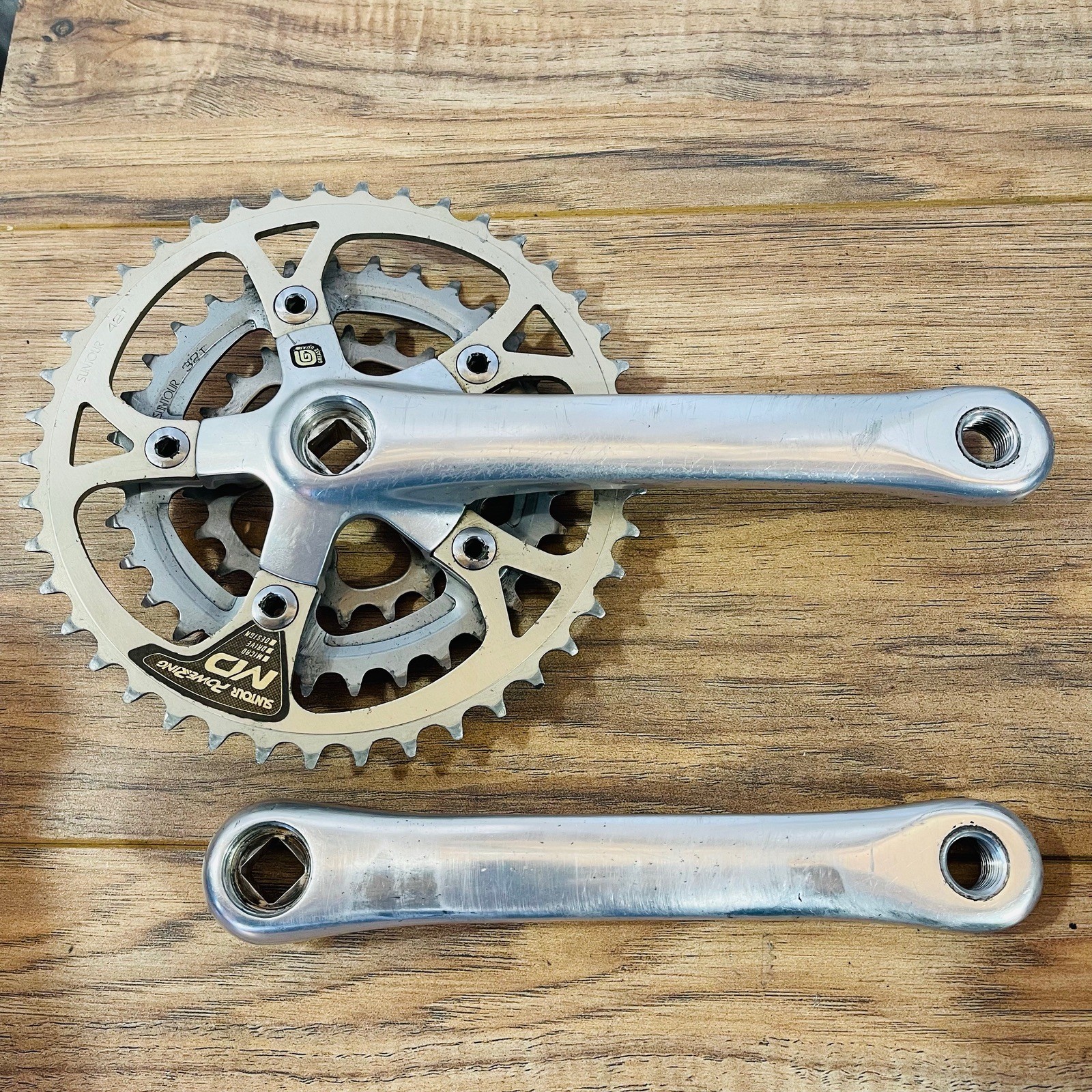 Suntour XC Pro MD Square Taper Crankset Grease Guard 175 Triple