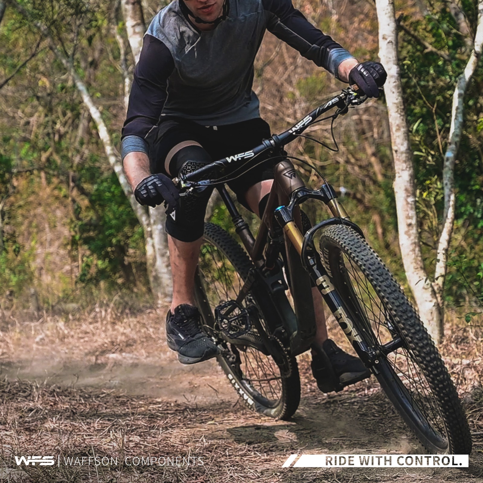 WFS Xtreme 31.8 x 800mm Handlebar 40mm Rise, Silver