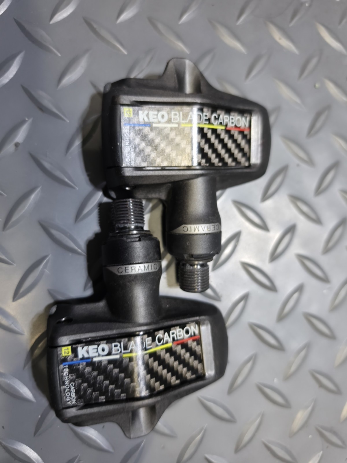 LOOK KEO BLADE CARBON Clipless Road Ceramic Ti 9/16 Pair