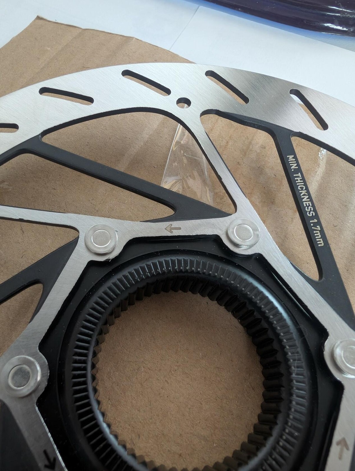 No Packaging/Cosmetic Damage: SRAM HS2 Disc Rotor 160mm Centerlock w/ Lockring