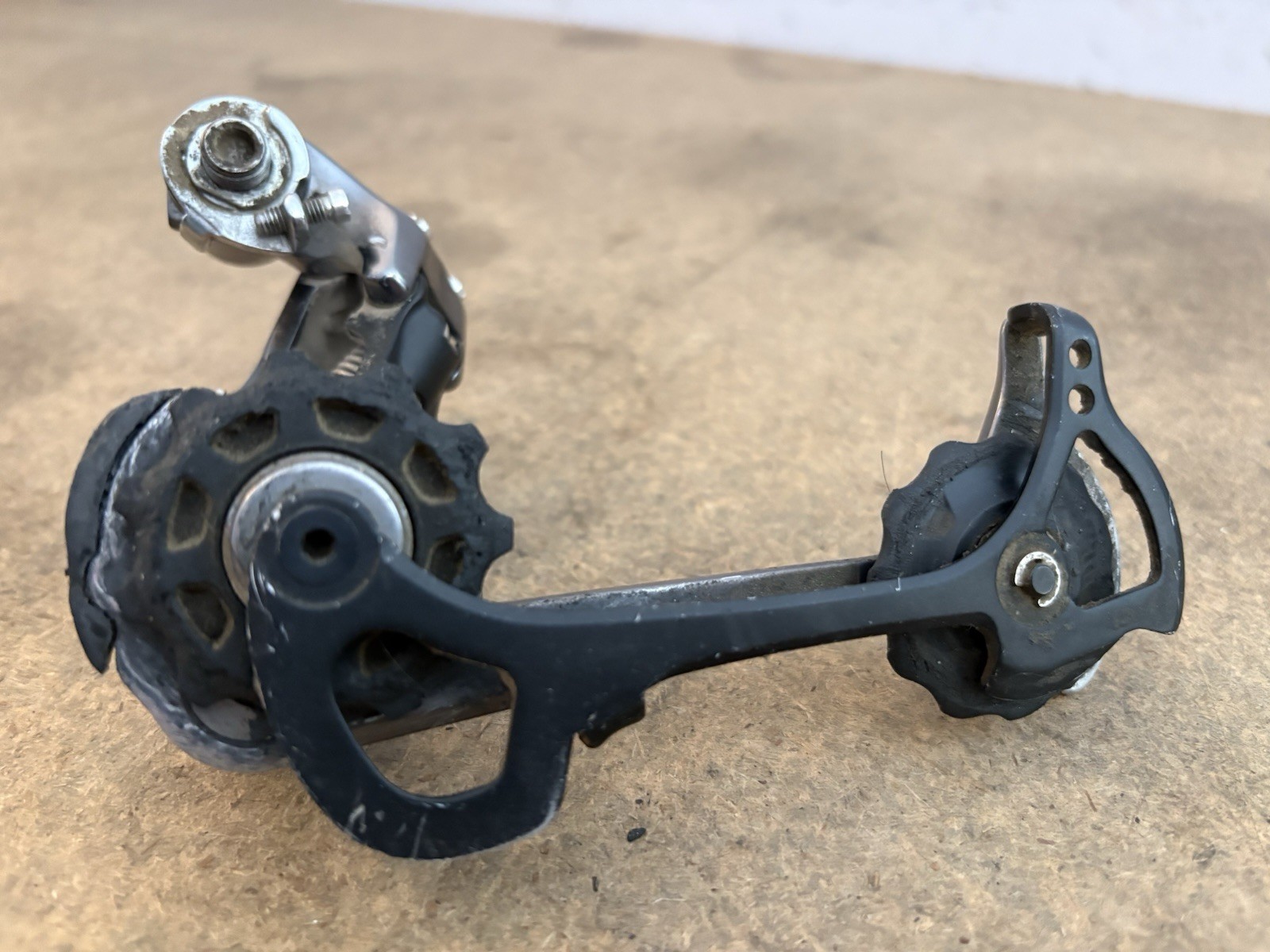 Shimano XTR RD-M960 Rear Derailleur 9 Speed Mountain Bike Long Cage Rapid Rise