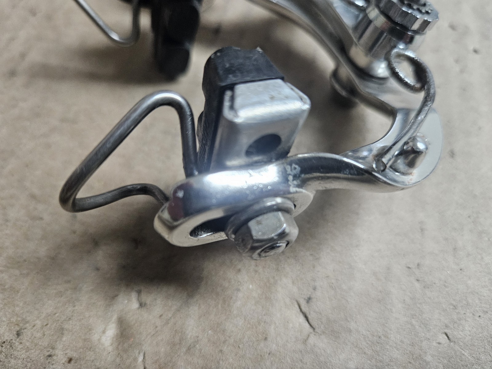Vintage Shimano 600EX BR-6200 Arabesque Caliper Brakeset, single pivot, nutted