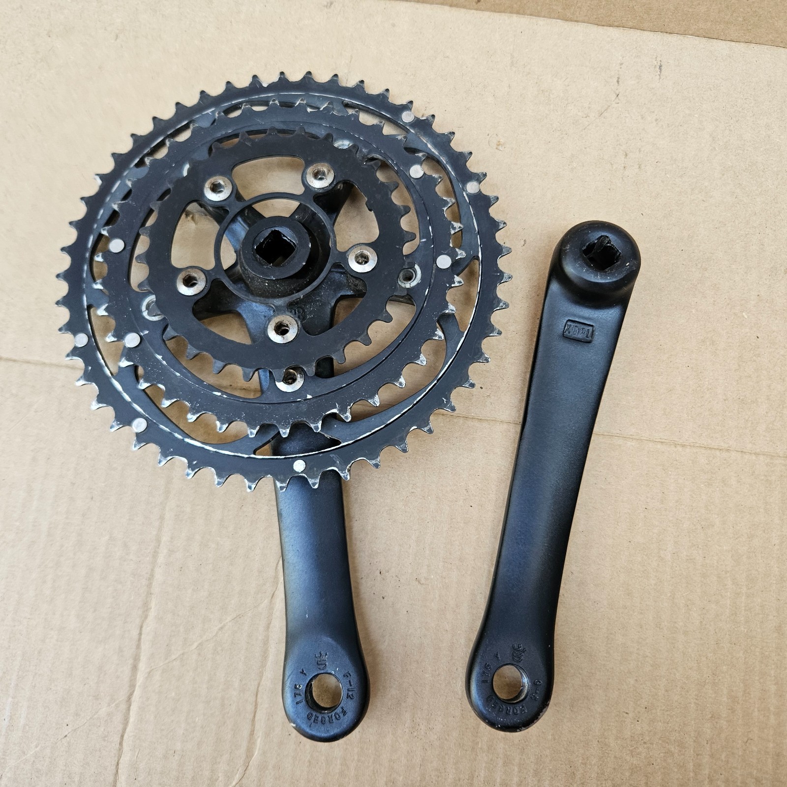 Sugino XD2L Forged Triple Road Touring Bike Crankset 175mm 48/38/28 Black XD2