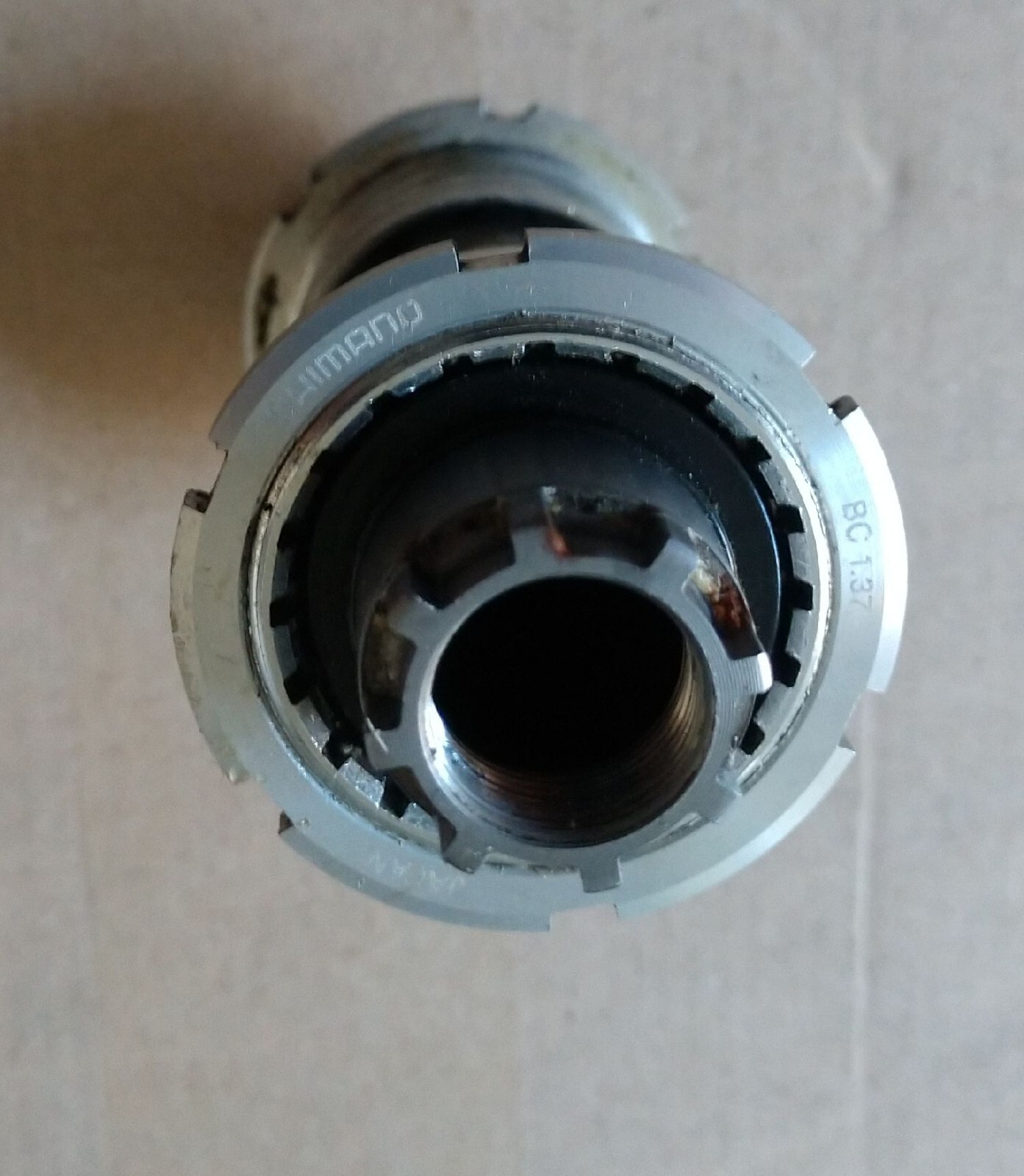 Shimano Dura Ace Bottom Bracket BB-7700 109.5mm Octalink Bottom Bracket 175g BSA 1.37 24