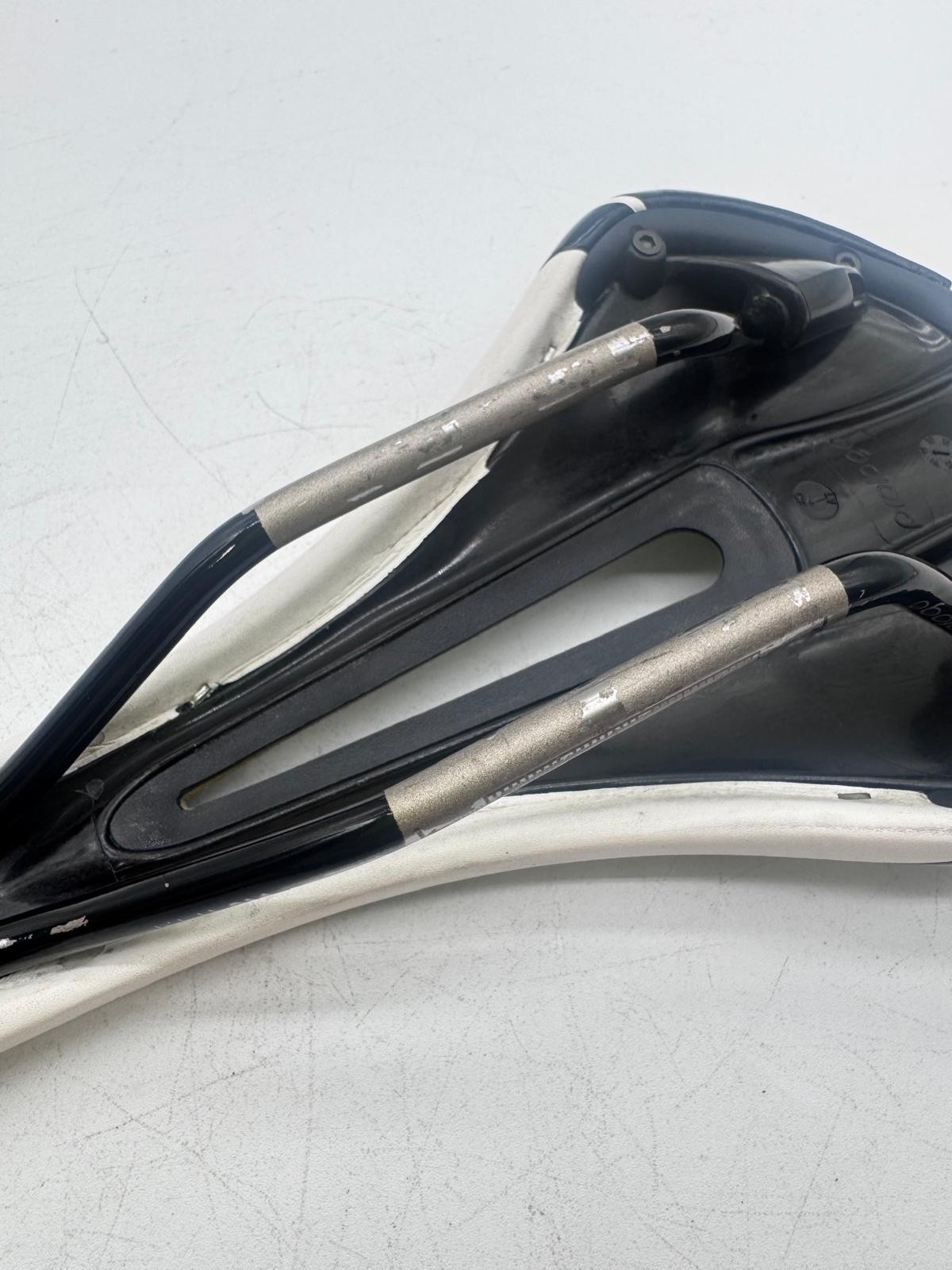 Prologo Zero Pass Gel Bicycle Saddle Pro White, Red and Black