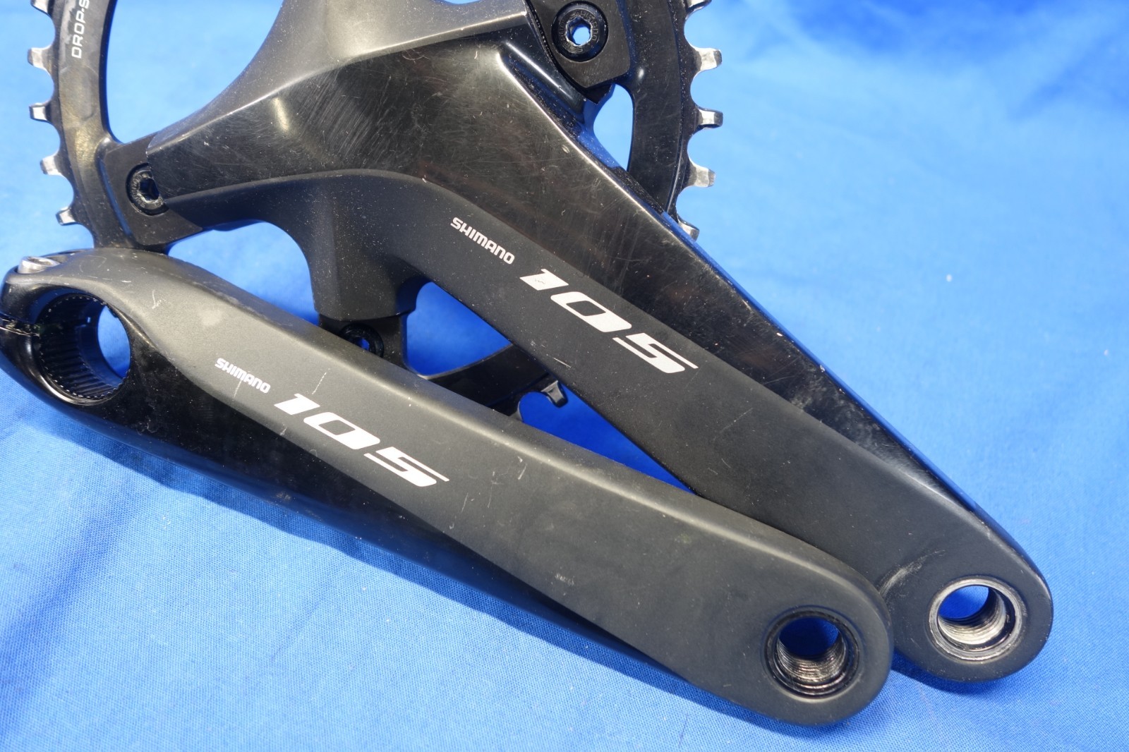 Shimano 105 FC-R7000 Road Crankset, Wolf Tooth 1 x 11, 40t, 175mm Length