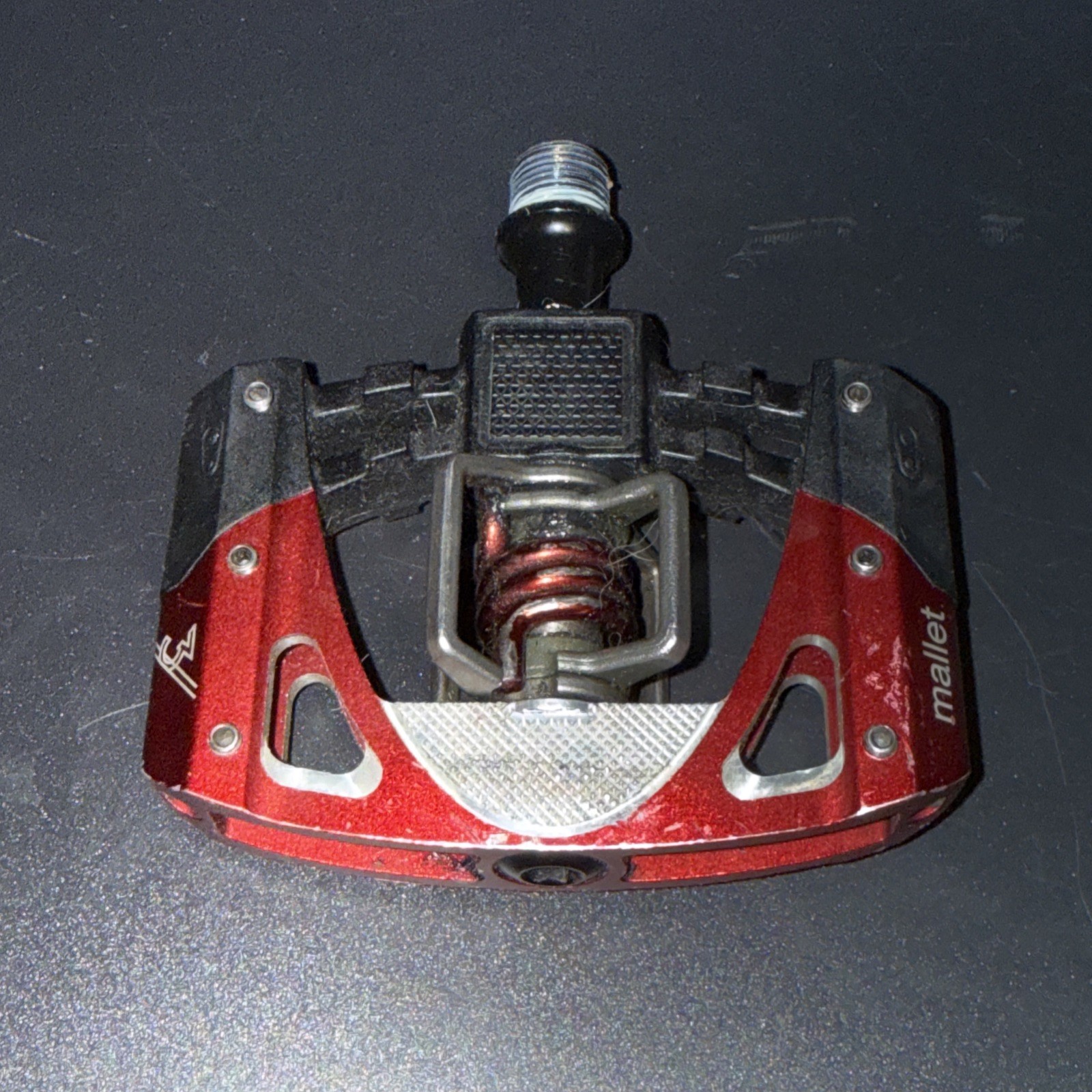 Crankbrothers Mallet-3 9/16 in Clipless Pedal – Black/Red