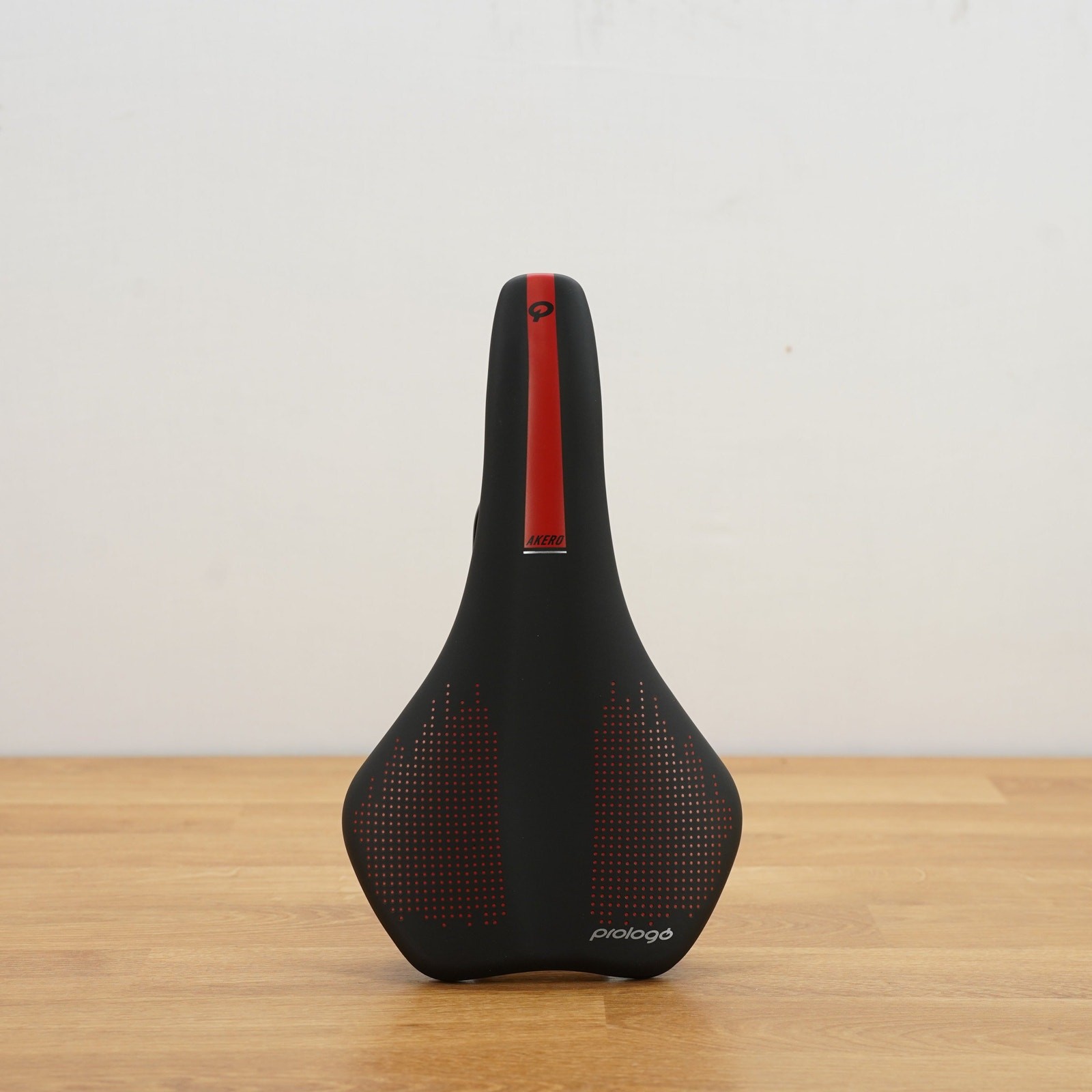 Prologo Akero STN Saddle Black/Red – NEW OEM