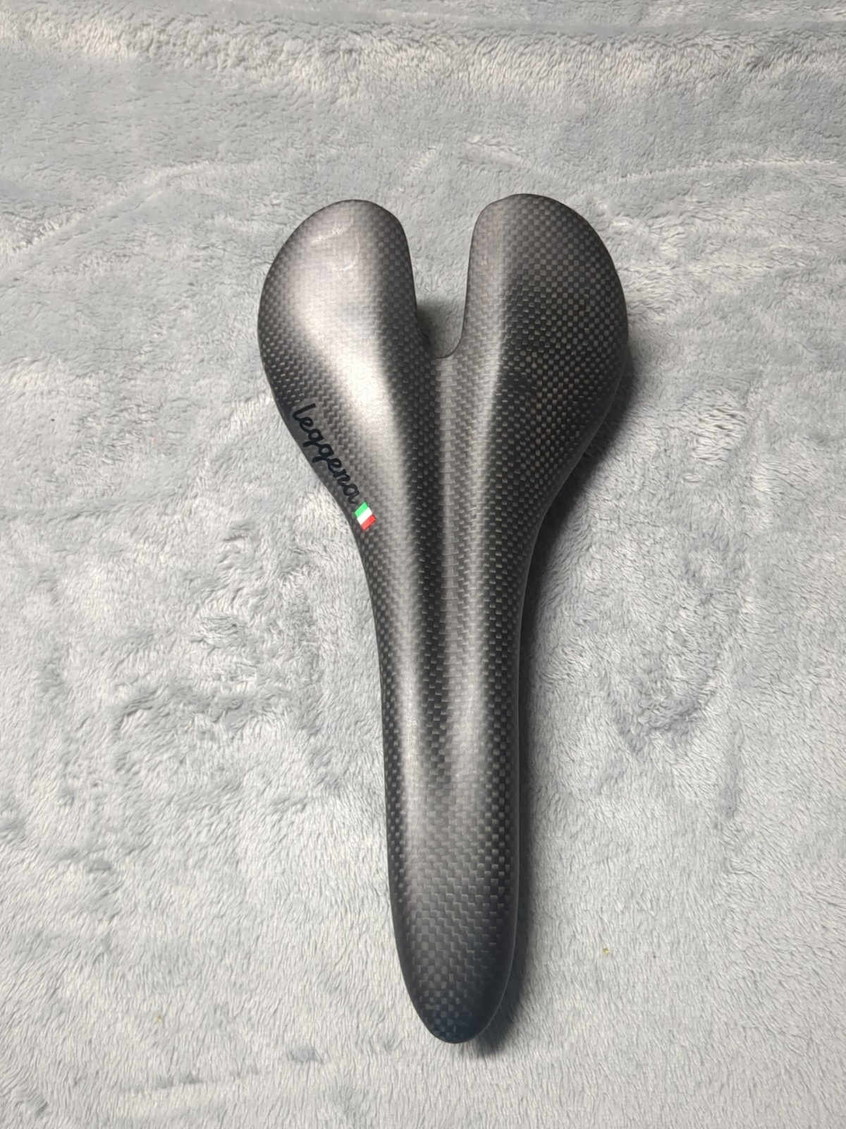 Leggera Saddle Italy Full Carbon 3.3 oz