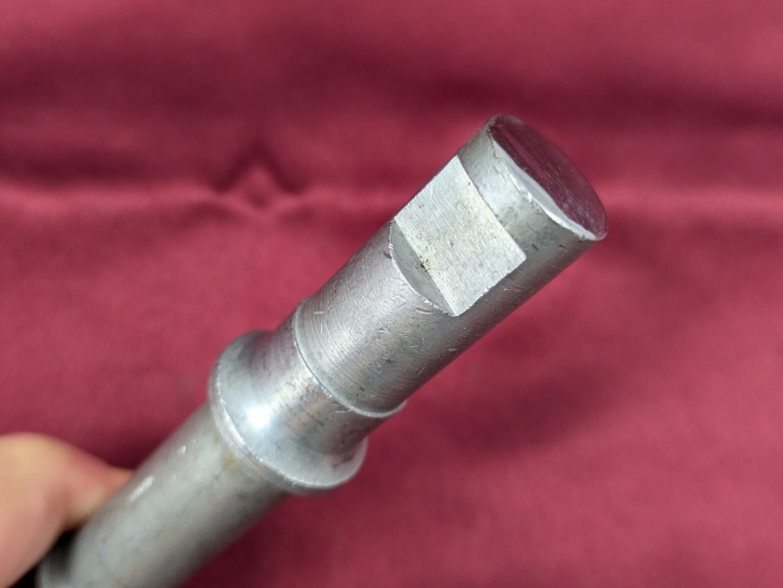Unbranded Cottered Bottom Bracket Spindle 130mm Japan Chrome Part No. BB40