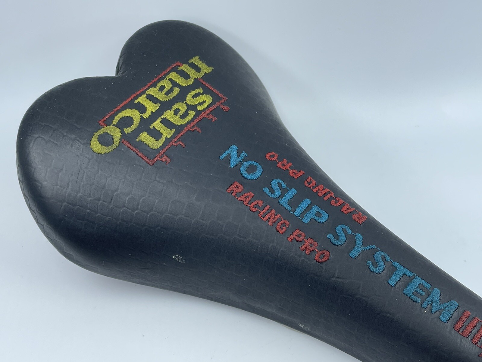 MODERN CLASSIC Selle San Marco HOSKAR 1998 Saddle Manganese Rails VERY GOOD USED