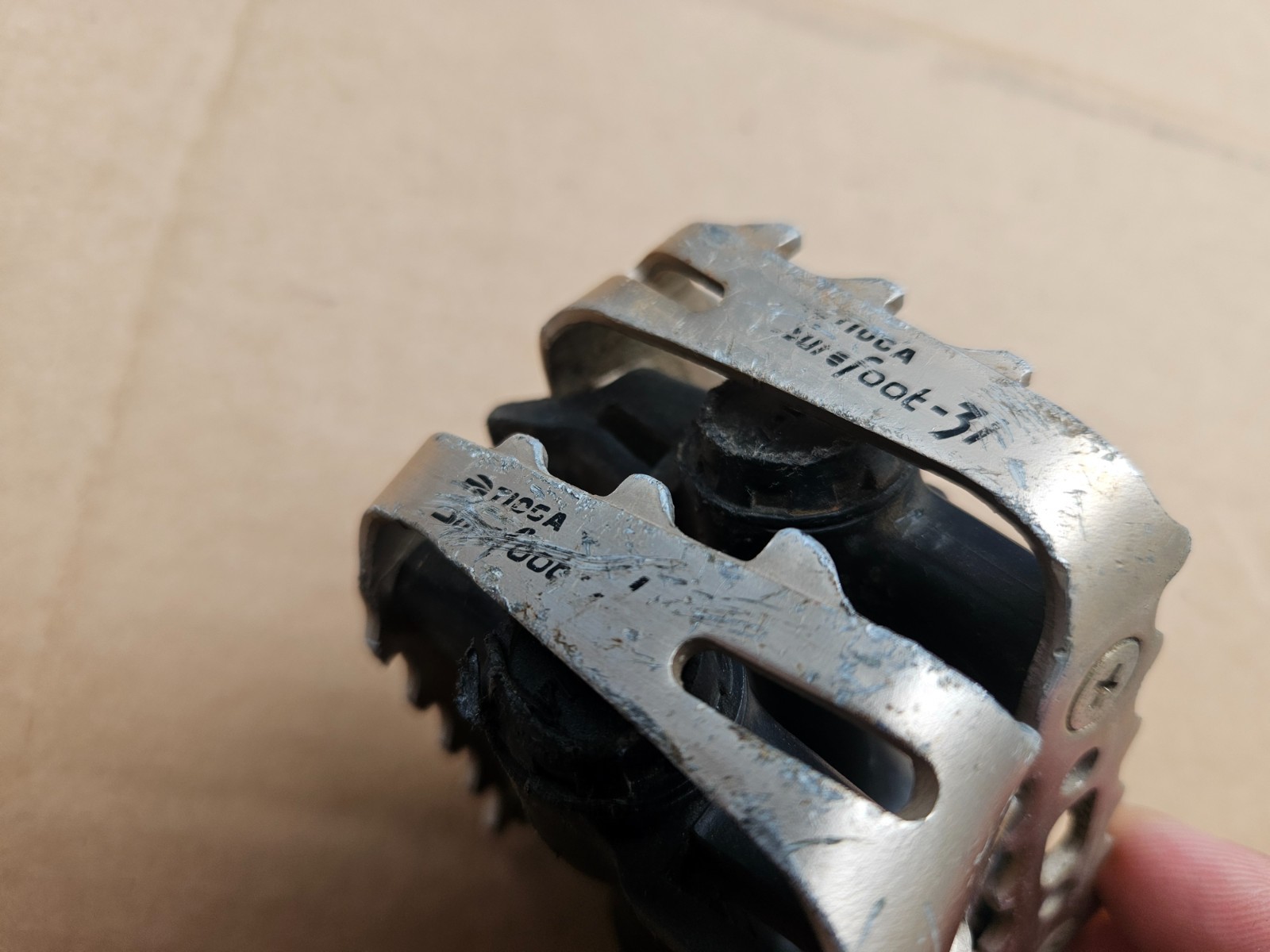 Vintage 90s Tioga Surefoot 31 Mountain Bike Platform Pedals 9/16″
