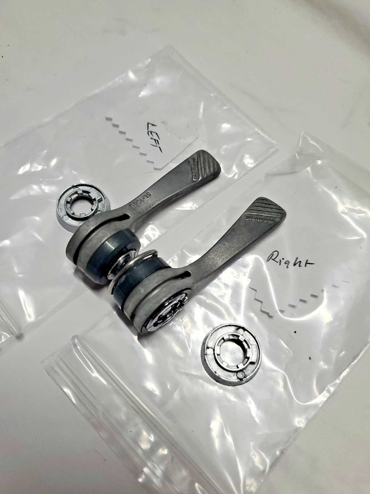 SHIMANO SL-1050 BICYCLE Vintage down tube SHIFTERS