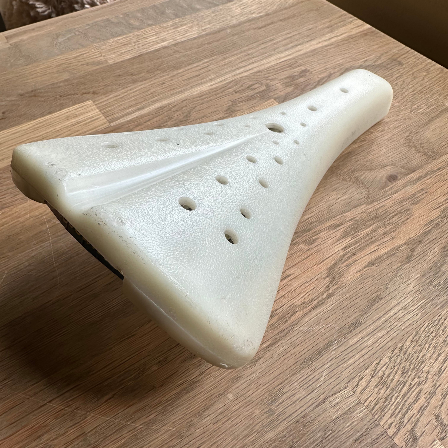 Viscount Dominator Seat 2166 CRACK BMX Old School Freestyle White Taiwan