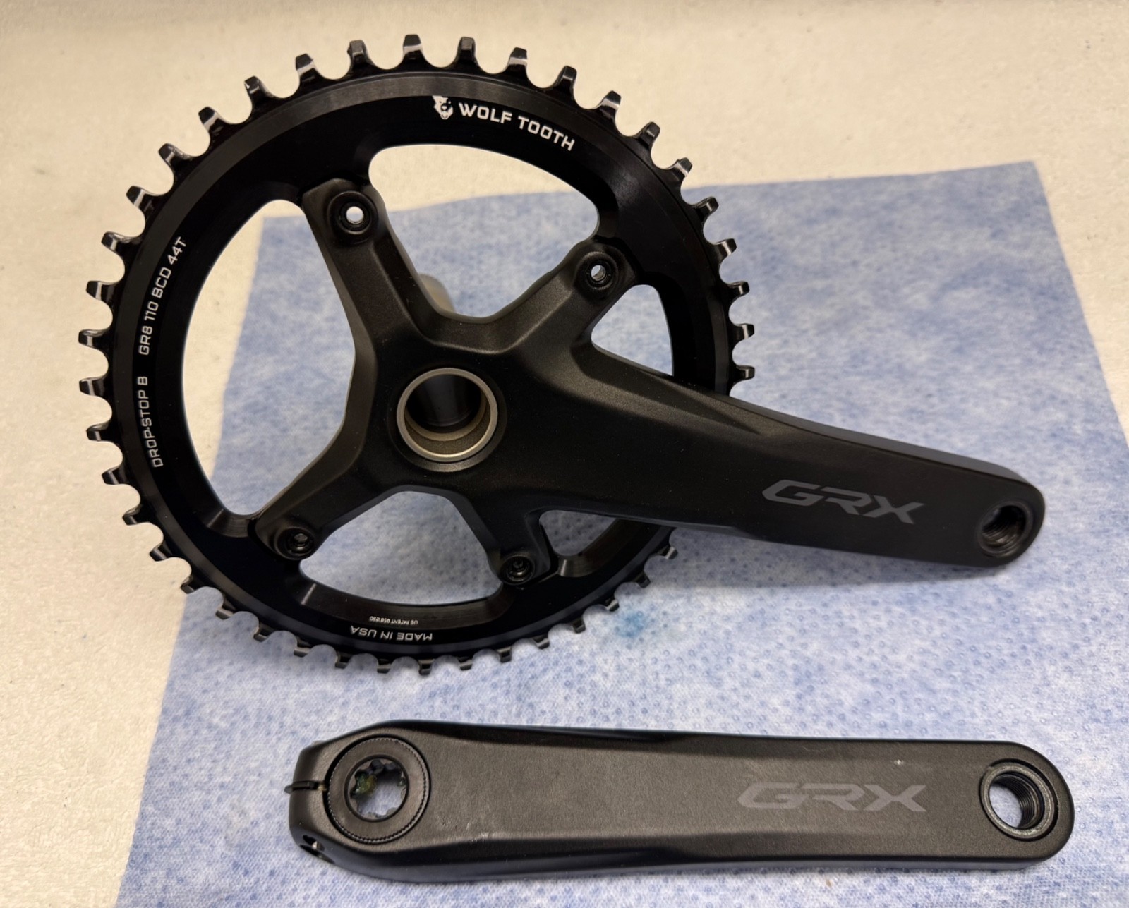 Shimano GRX FC-RX600 Crankset 175 mm WOLF TOOTH 44T Chainring 11-Speed (1×11)