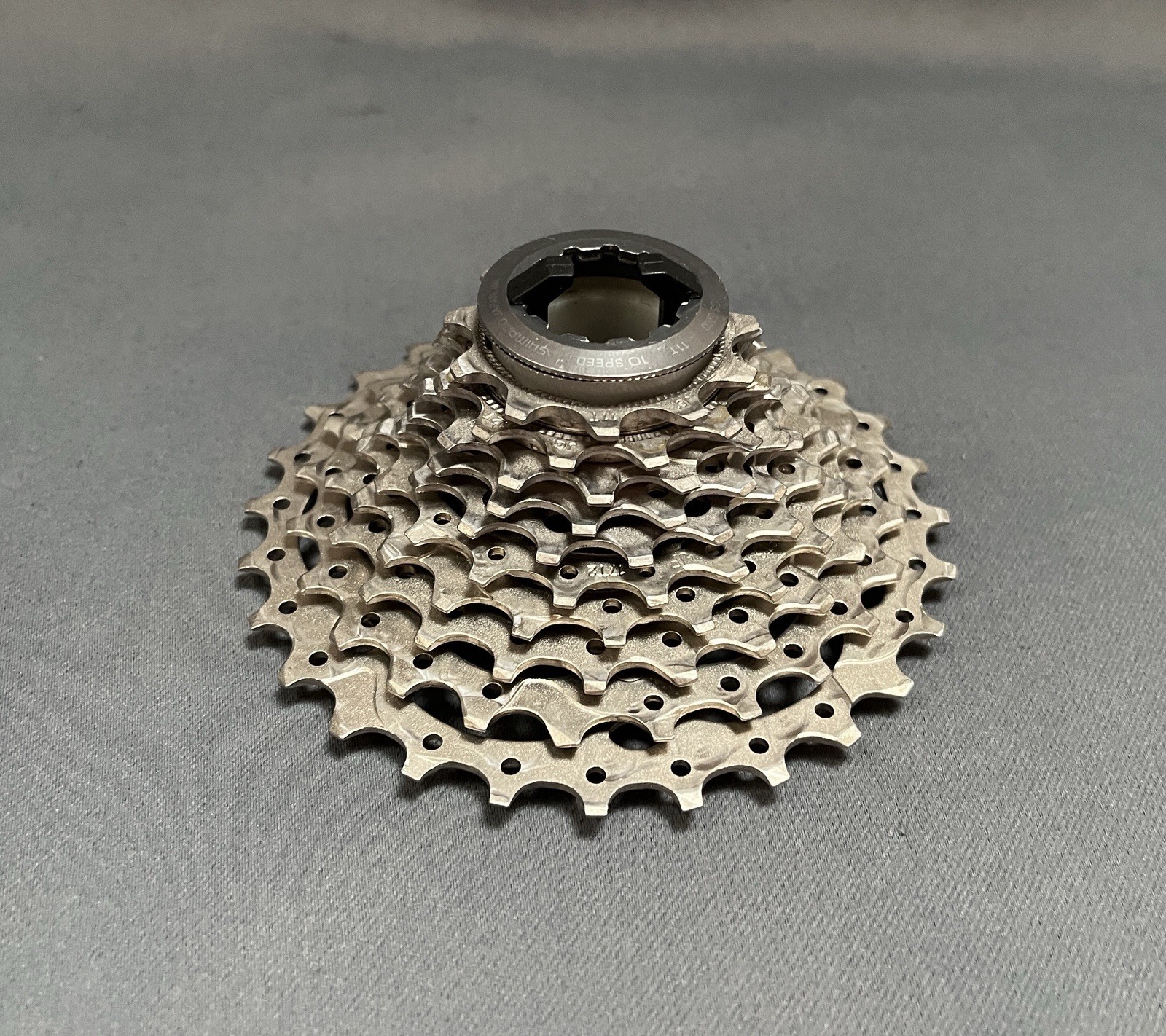 Shimano Ultegra CS-6700 Cassette Road / Gravel 10 Speed 11-28t 235g Silver