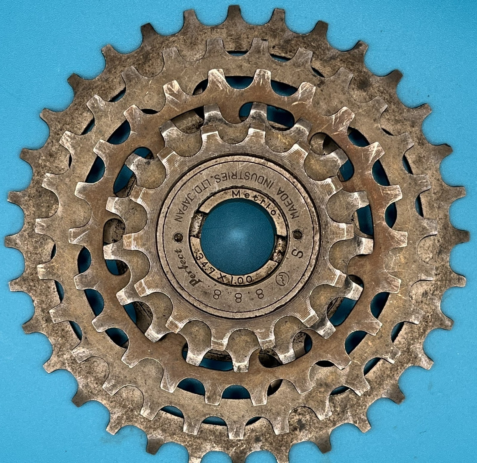 (8U) SunTour Perfect 5-Spd Freewheel METRIC 34.7 x1.00 French Thread 14-32 tooth