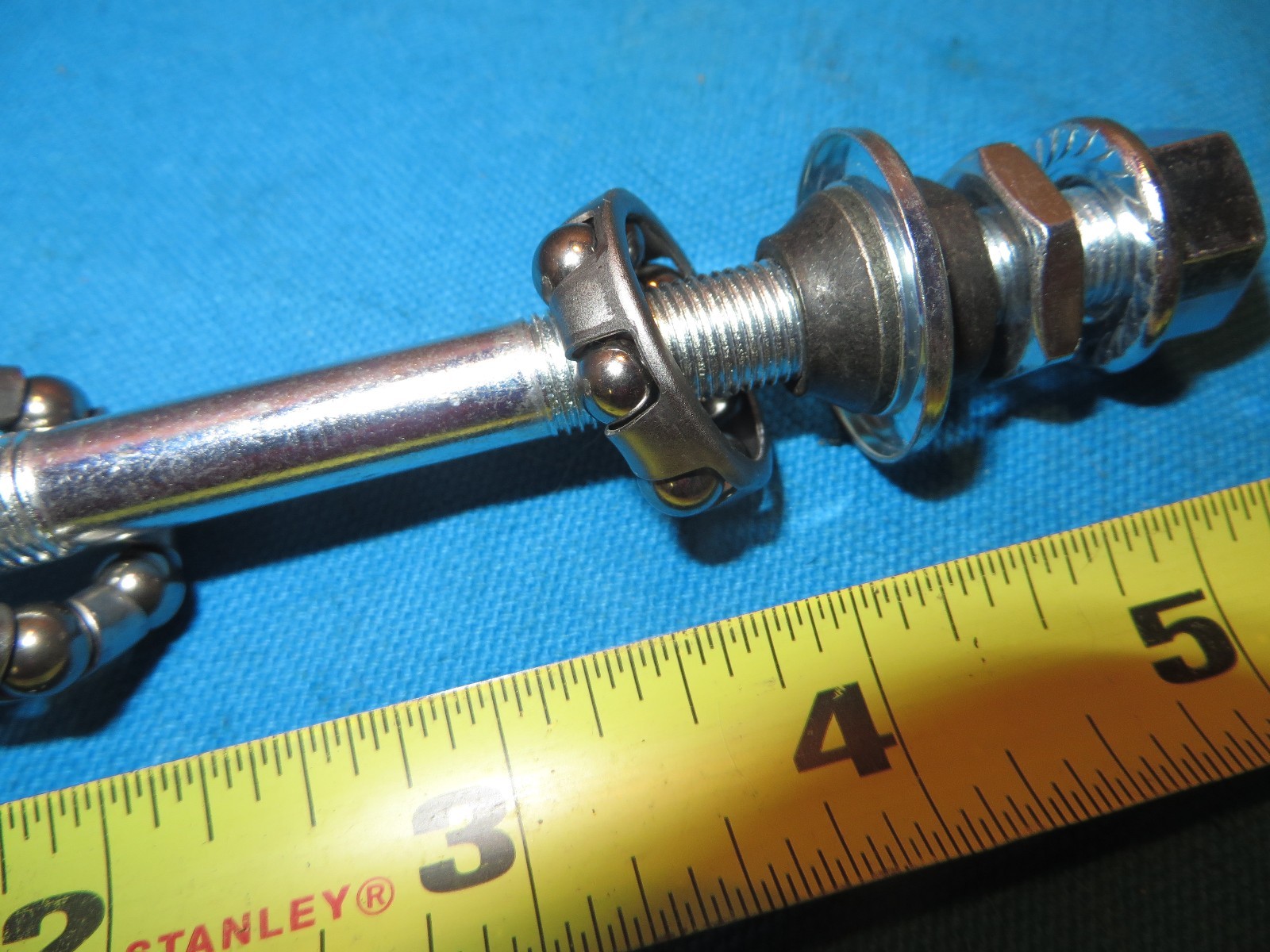 Bicycle Front 3/8″ x 5 1-/2″ Axle with 2 #13 Bearing Cones and Axle Nuts – New