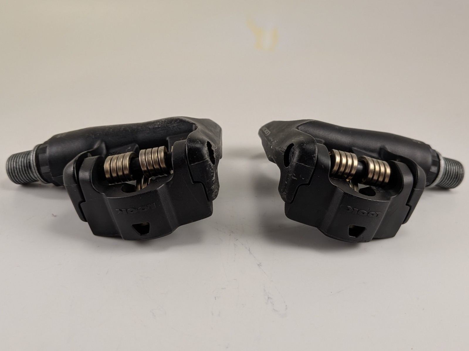 Look Keo Easy Plus Pedals ~ 3-Bolt Cleats Included