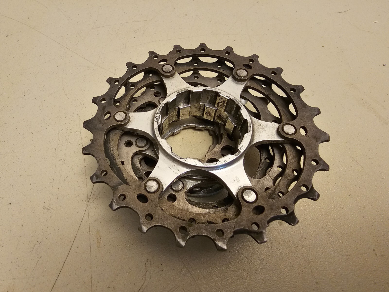 Shimano Dura Ace CS-7700 9 Speed Cassette…11 – 23 Teeth…Bike…Bicycle