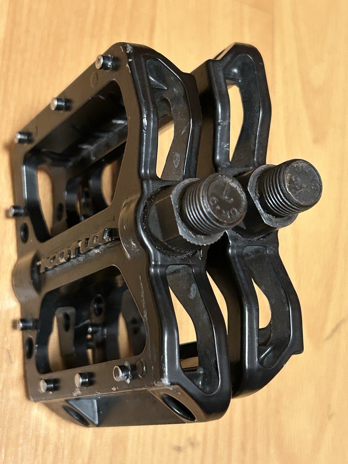 KONA Flat Platform Pedals Alloy Black BMX MTB Jackshit Wah Wah 9/16” CrMo Axle